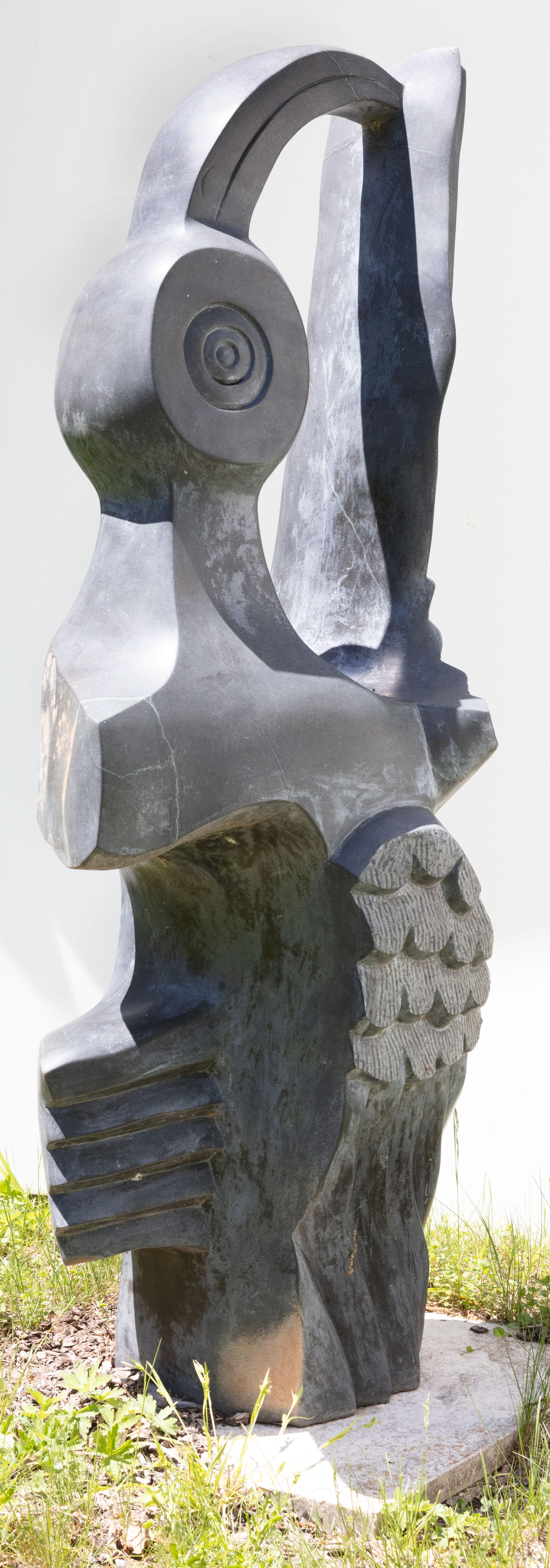Mein besonderer Vogel – Sculpture von Chemedu Jemali