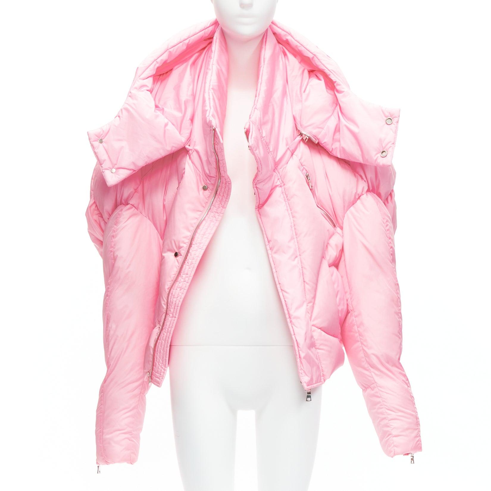 CHEN PENG pink giant hood space cocoon oversized puffer jacket XS Rihanna In Excellent Condition In Hong Kong, NT
