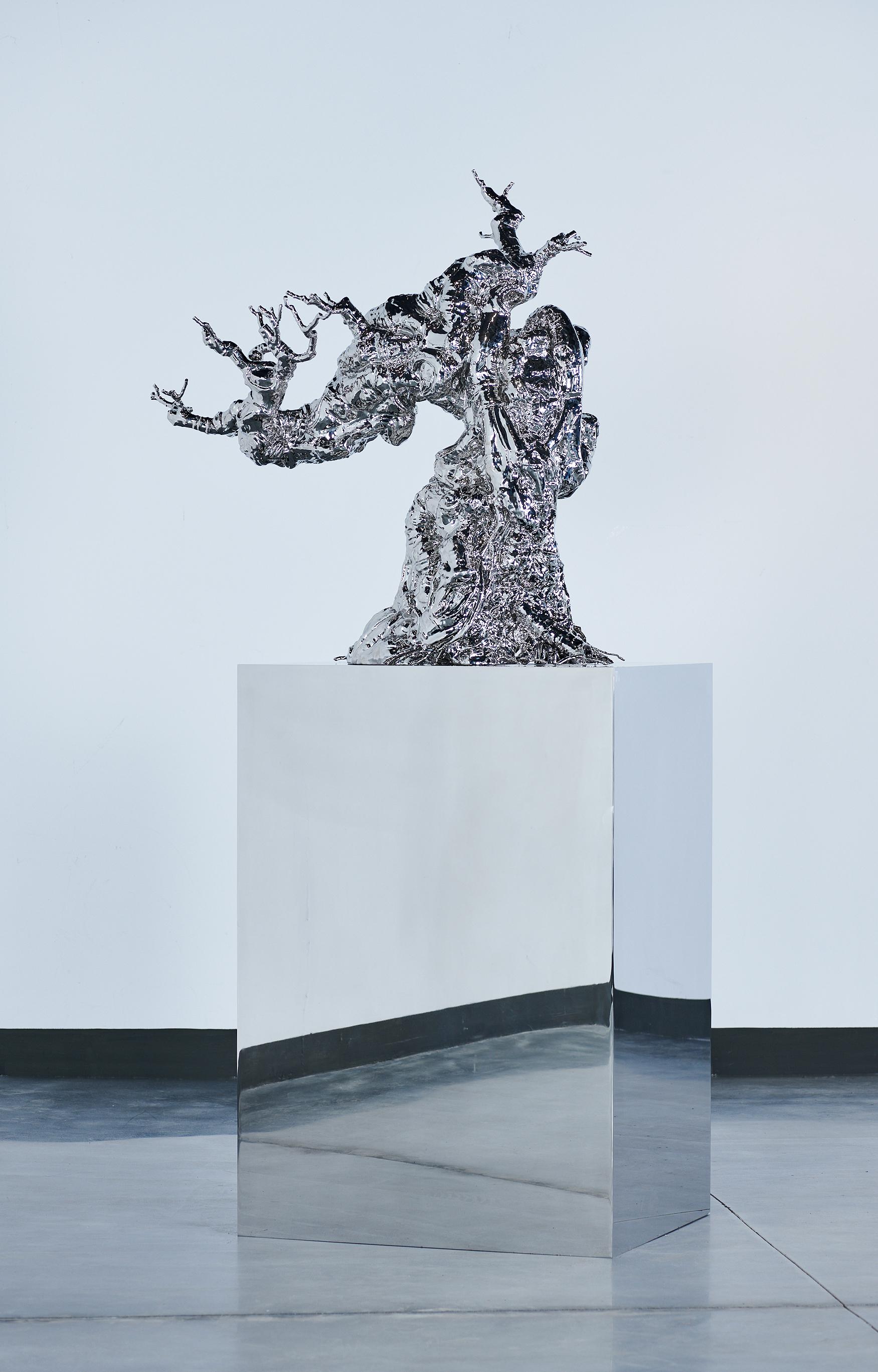 Chen Zhiguang Figurative Sculpture – Zeitgenössische Edelstahl-Skulptur - Einzigartiges Werk - Baum ist nicht Holz #1