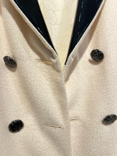 Chanel Women´s Ivory Tweed Camellia Jacket Size 36