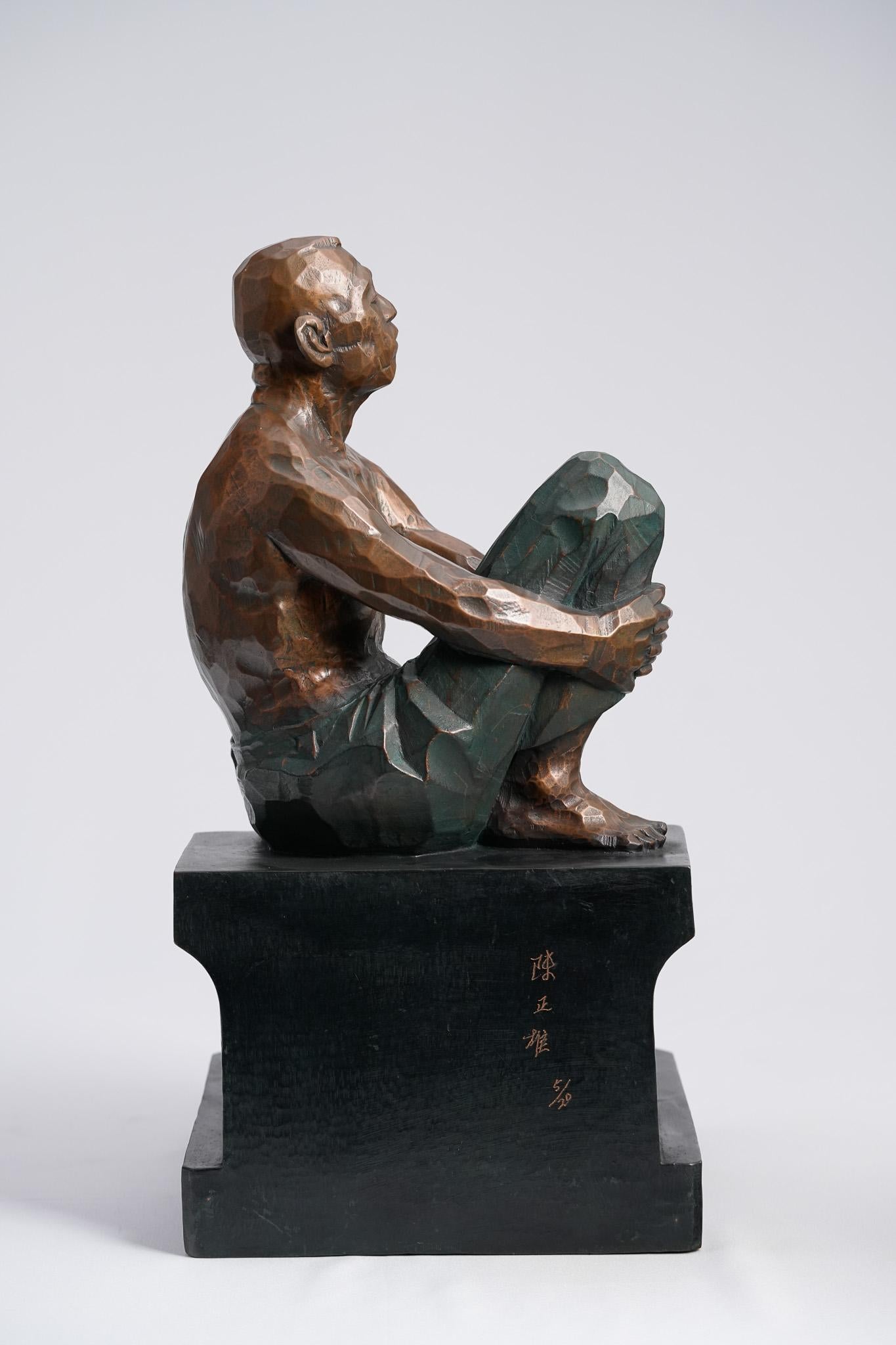 Growing up in the fishing village of Anping, Cheng-Hsiung Chen was deeply influenced by the lives of local fishermen. Their struggles at sea and their humble joy in a good catch became one of the most enduring inspirations in his art.
Awaiting