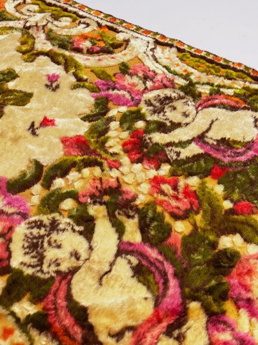 Chenille Cherub-Wandteppich, Vintage 1960er Jahre, Italien, Engel und Weinreben im Zustand „Gut“ im Angebot in Andernach, DE