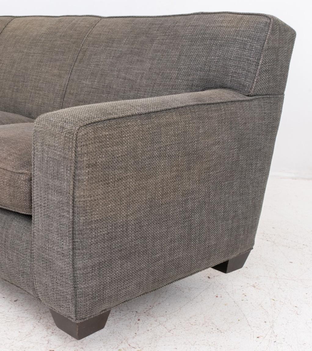 Dreisitzer-Sofa mit Chenille-Polsterung (21. Jahrhundert und zeitgenössisch) im Angebot