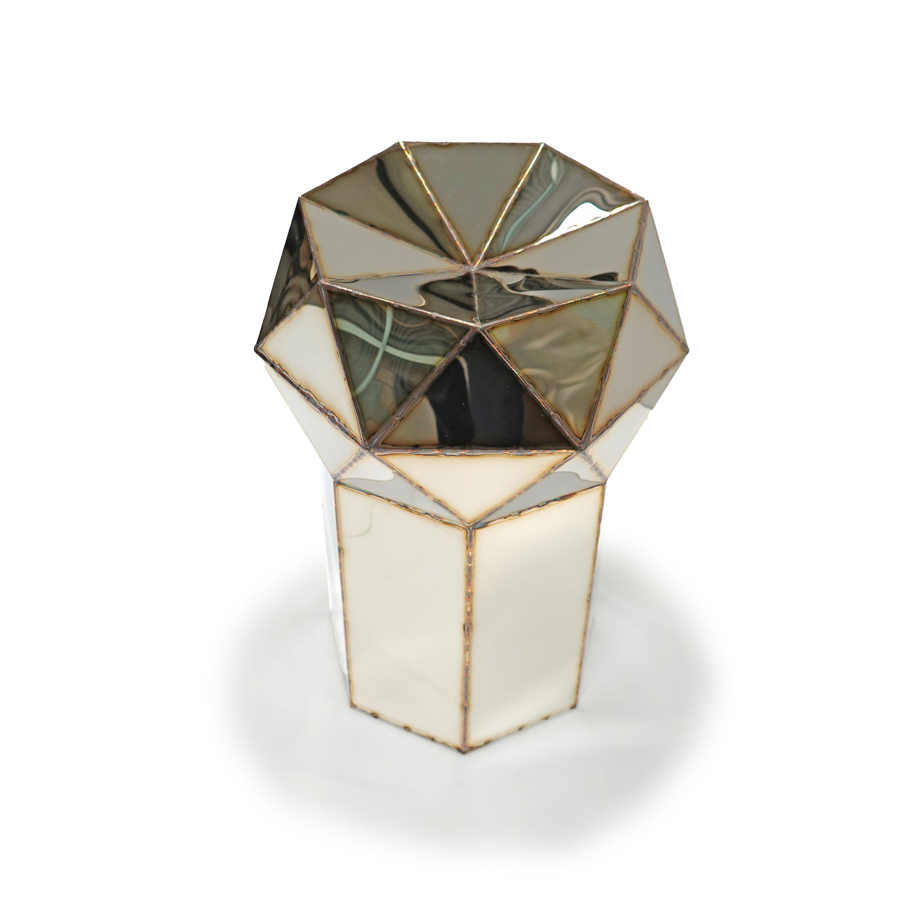 XXIe siècle et contemporain Base de table Chequer en acier inoxydable soudé poli miroir par Julian Mayor en vente