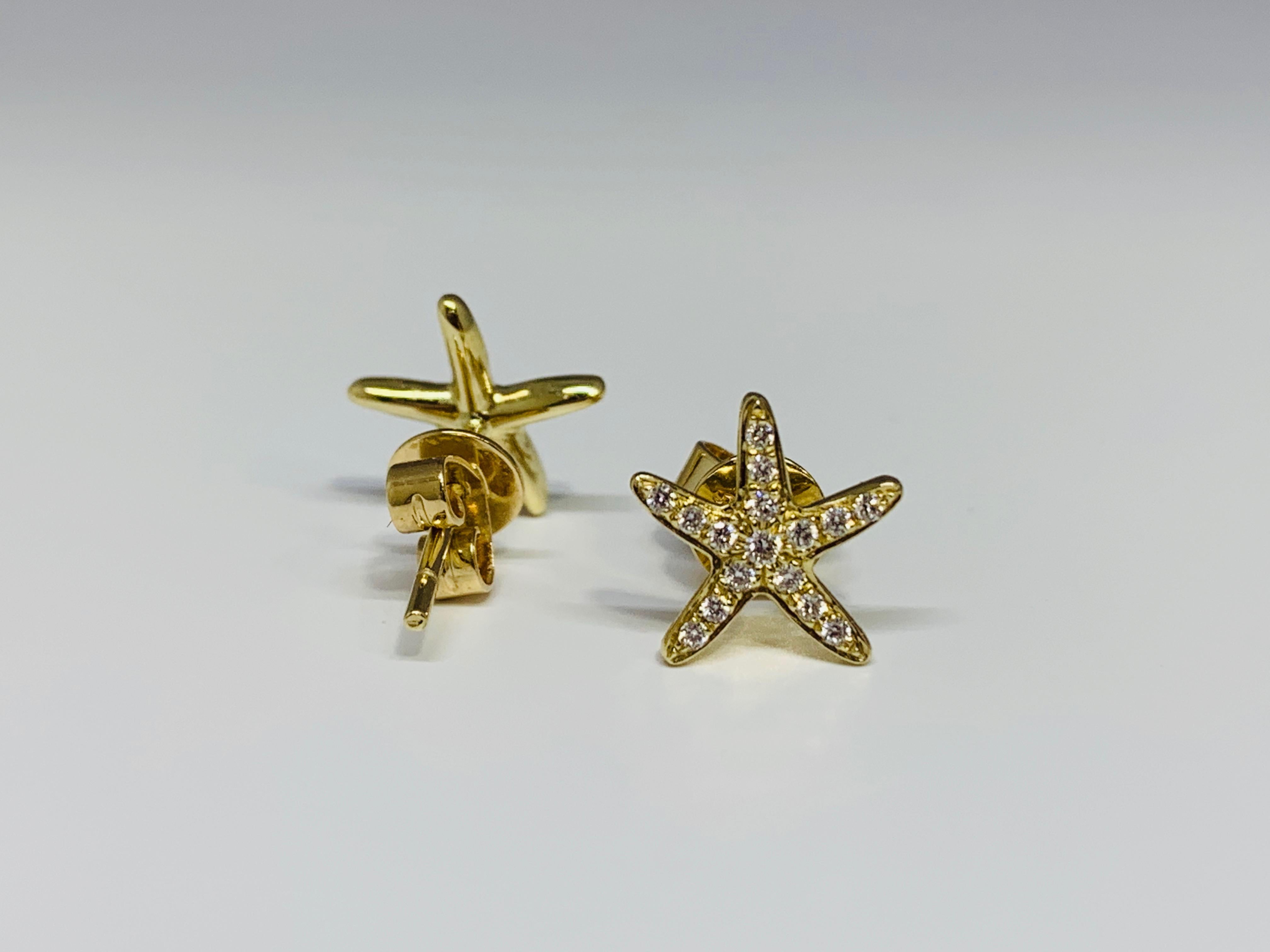 Contemporary Cherie Dori 14 Karat Yellow Gold 0.15 Carat Round Diamond Starfish Stud Earrings