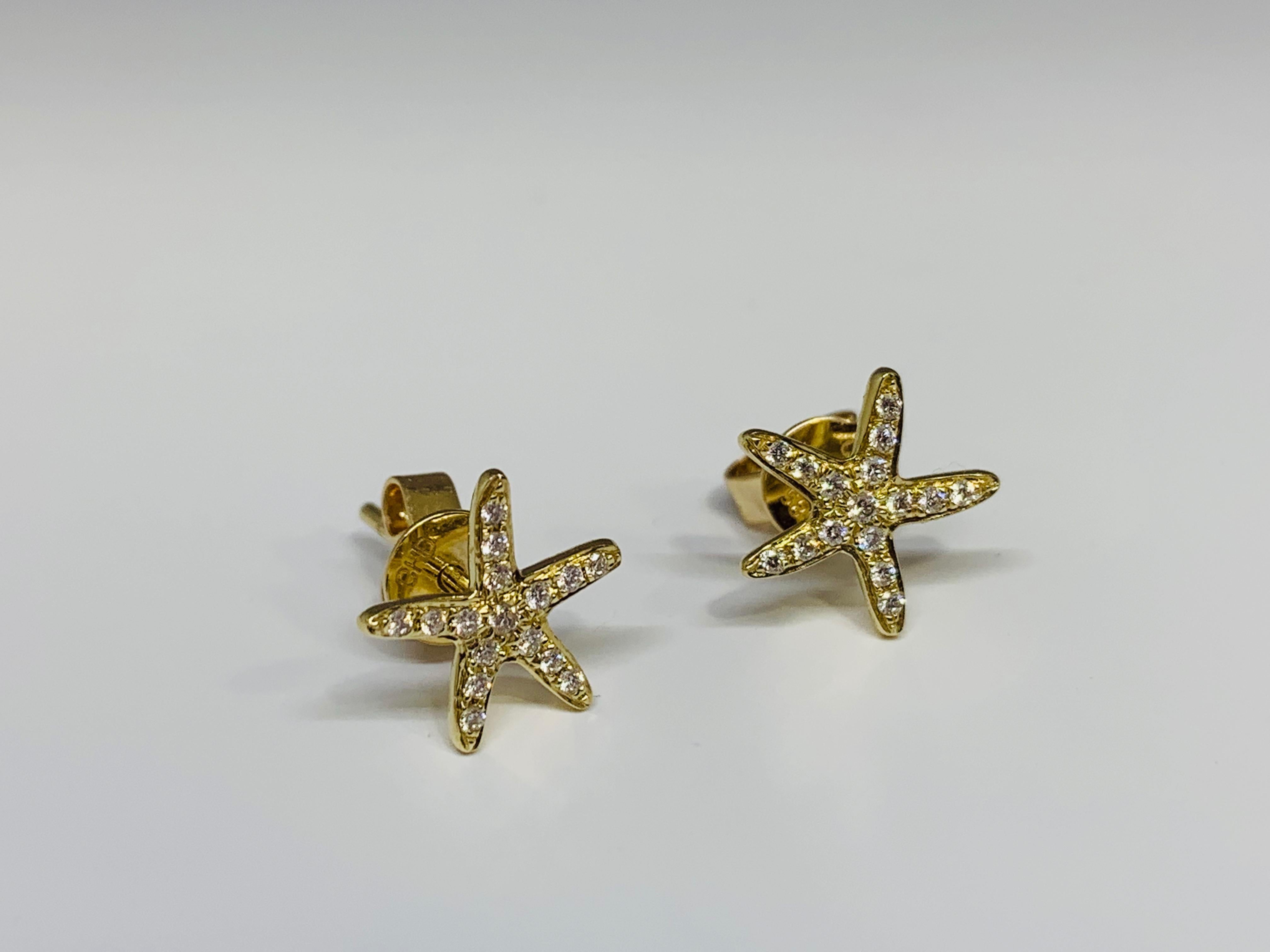 Round Cut Cherie Dori 14 Karat Yellow Gold 0.15 Carat Round Diamond Starfish Stud Earrings