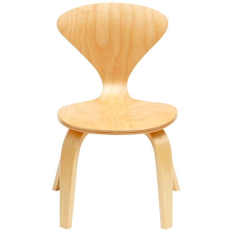 Cherner Child Chair by Benjamin Cherner in Birch, Contemporary, USA, 2007 For Sale