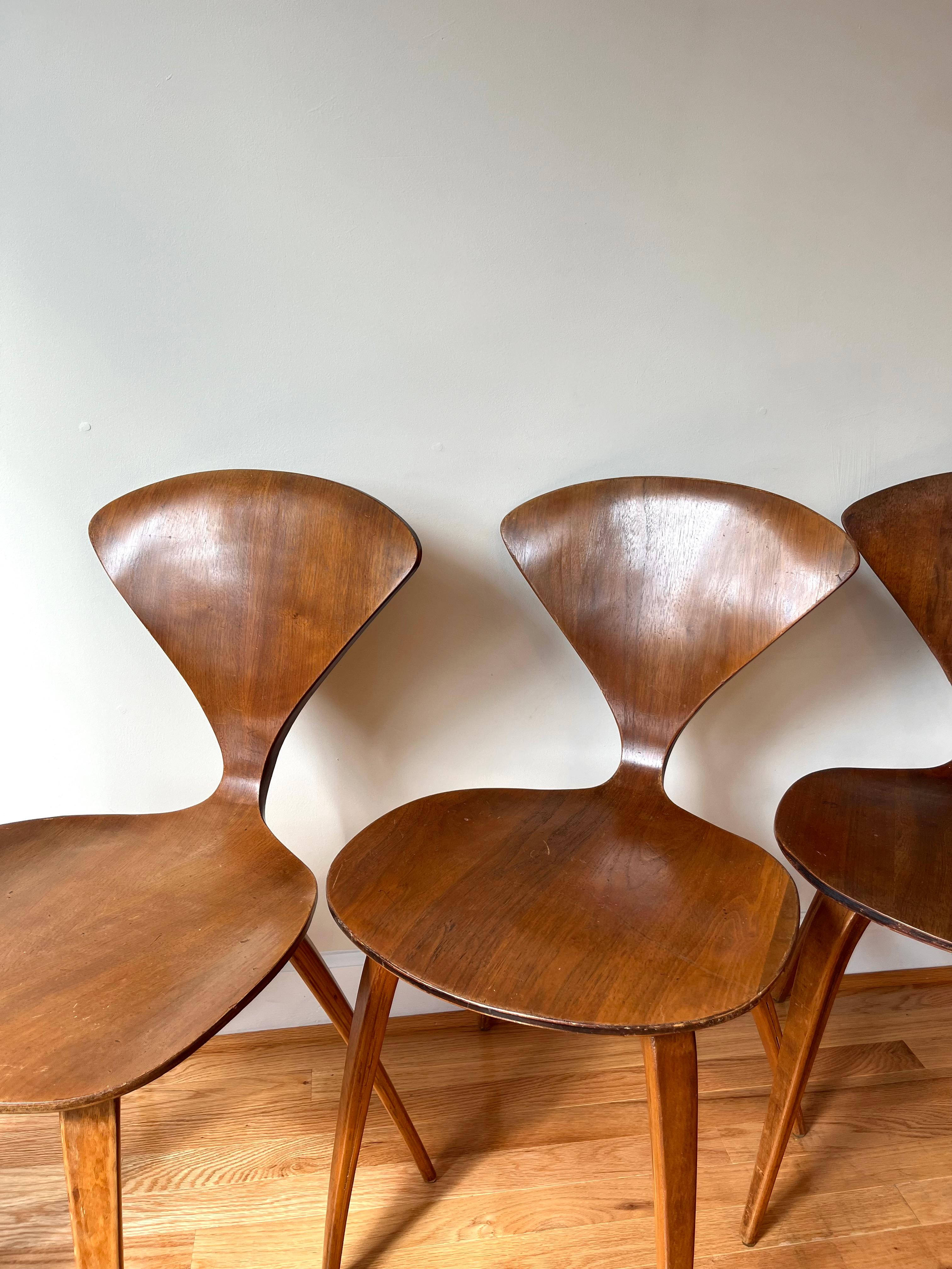 Mid-20th Century Cherner Side Chair by Norman Cherner for Plycraft