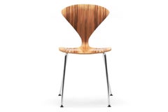 Cherner-Beistellstuhl mit Metallgestell