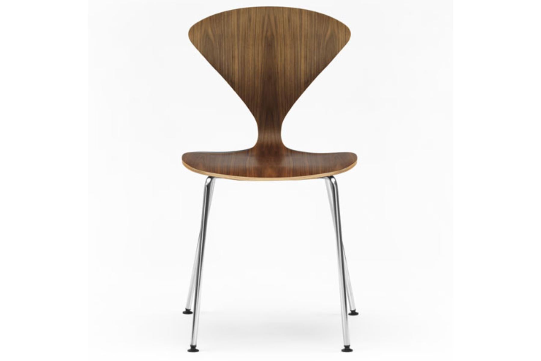 Mid-Century Modern Cherner Side Chair with Metal Base For Sale