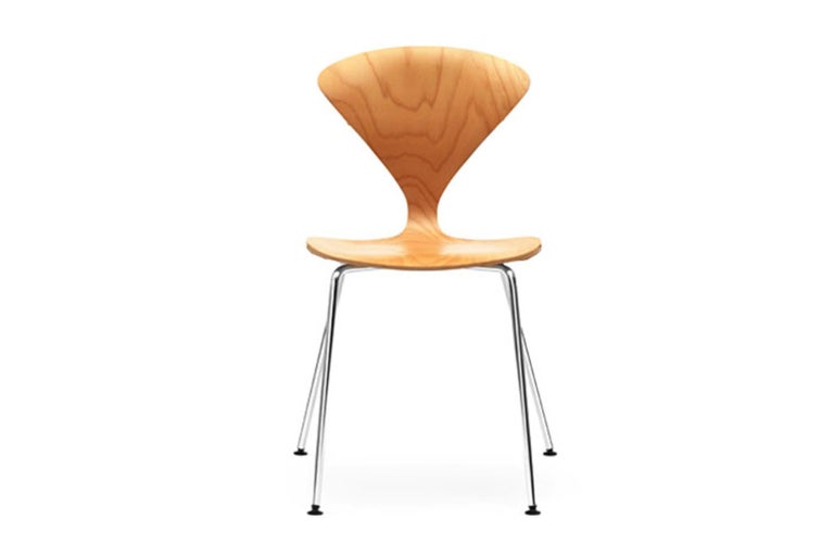 Cherner Side Chair with Metal Base In Good Condition For Sale In Berkeley, CA