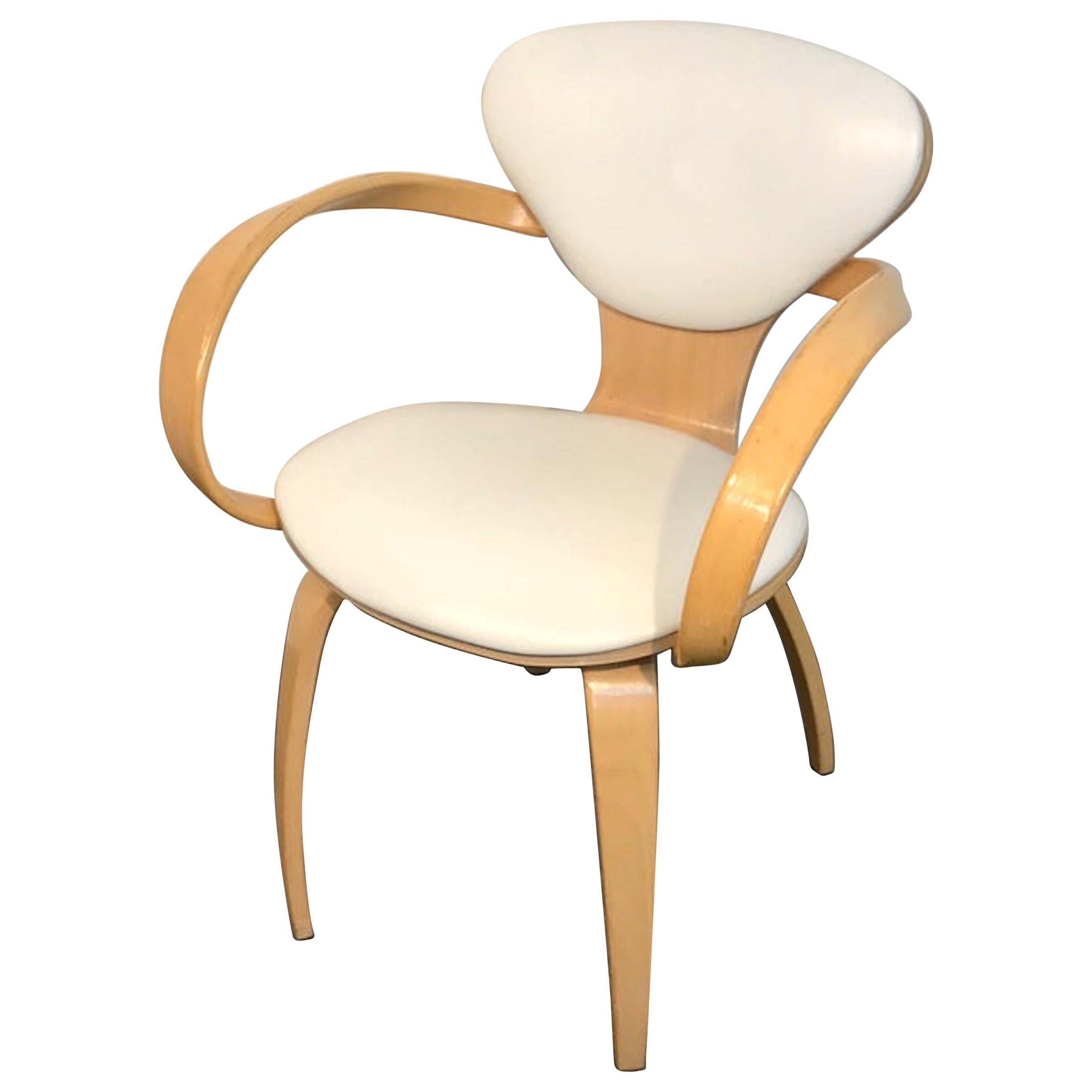 Cherner Style Natural Beech Armchair with White Leather Upholstery, 2 Available For Sale