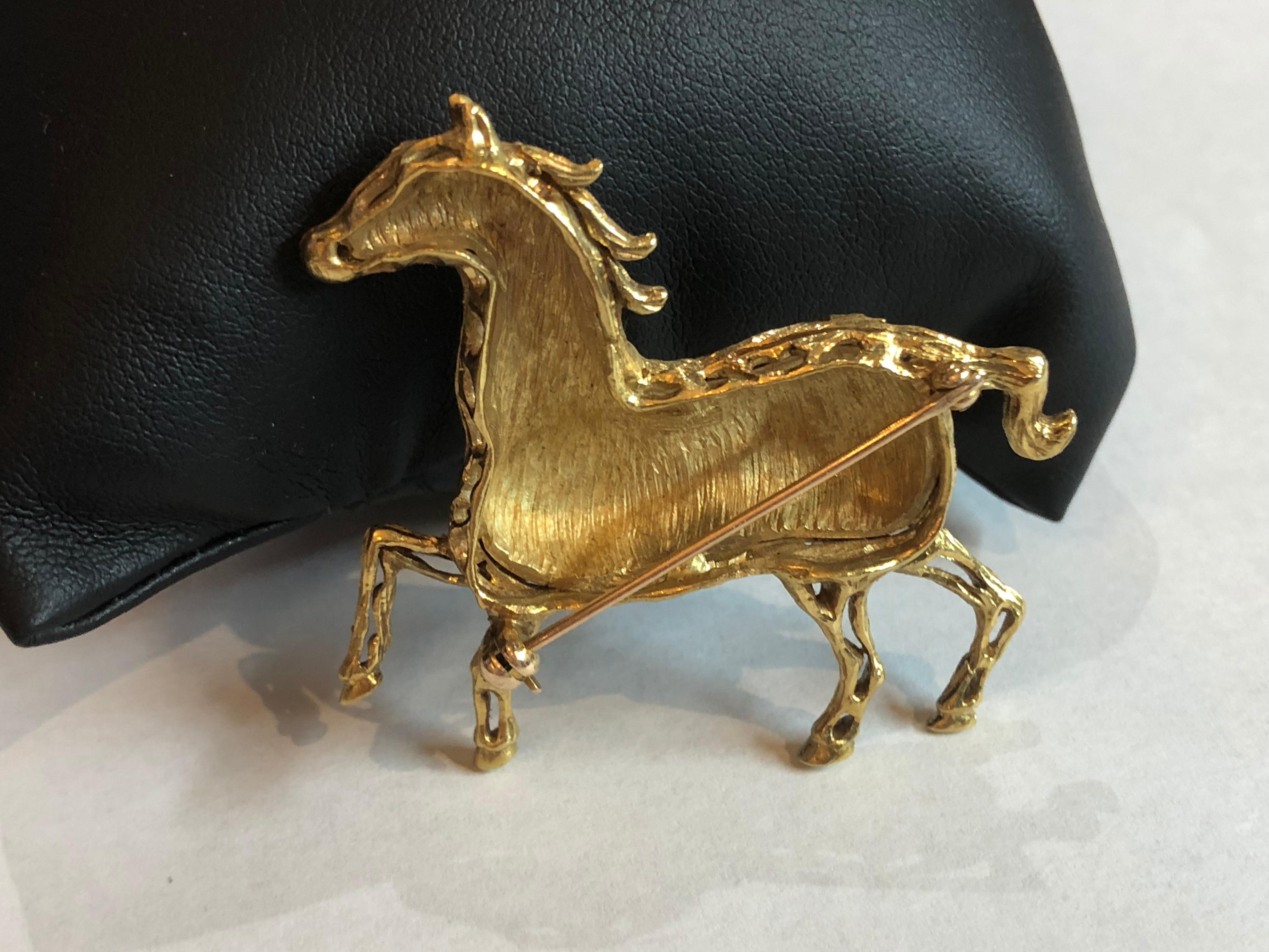 Cherny 18 Karat Gold and Enamel Brooch In Excellent Condition In Fort Lauderdale, FL