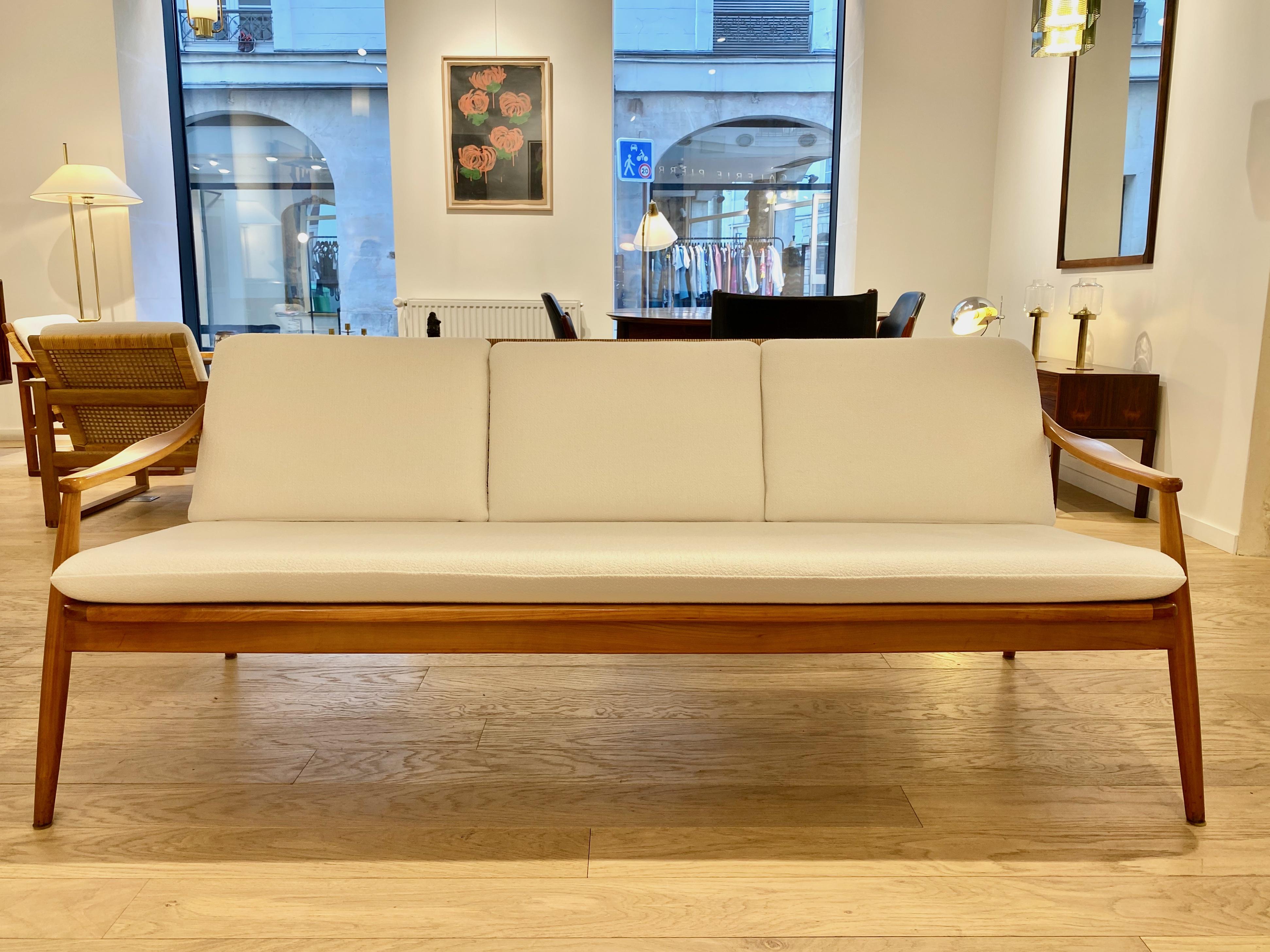 Canne Cherry and Cane sofa by Hartmut Lohmeyer, 1957 en vente