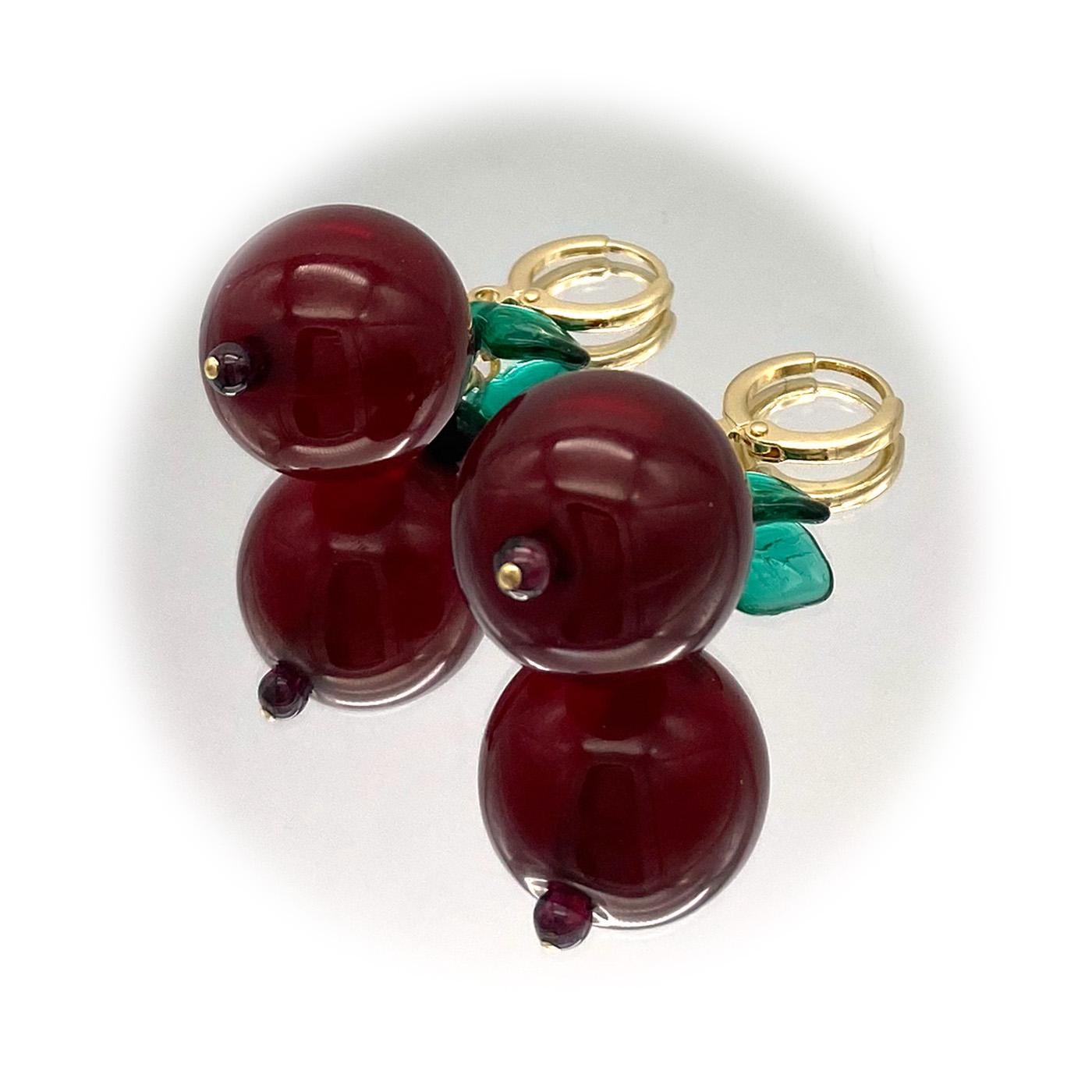 Cherry Bakelite and Gold Filled Dangle Earrings In New Condition For Sale In Atlanta, GA