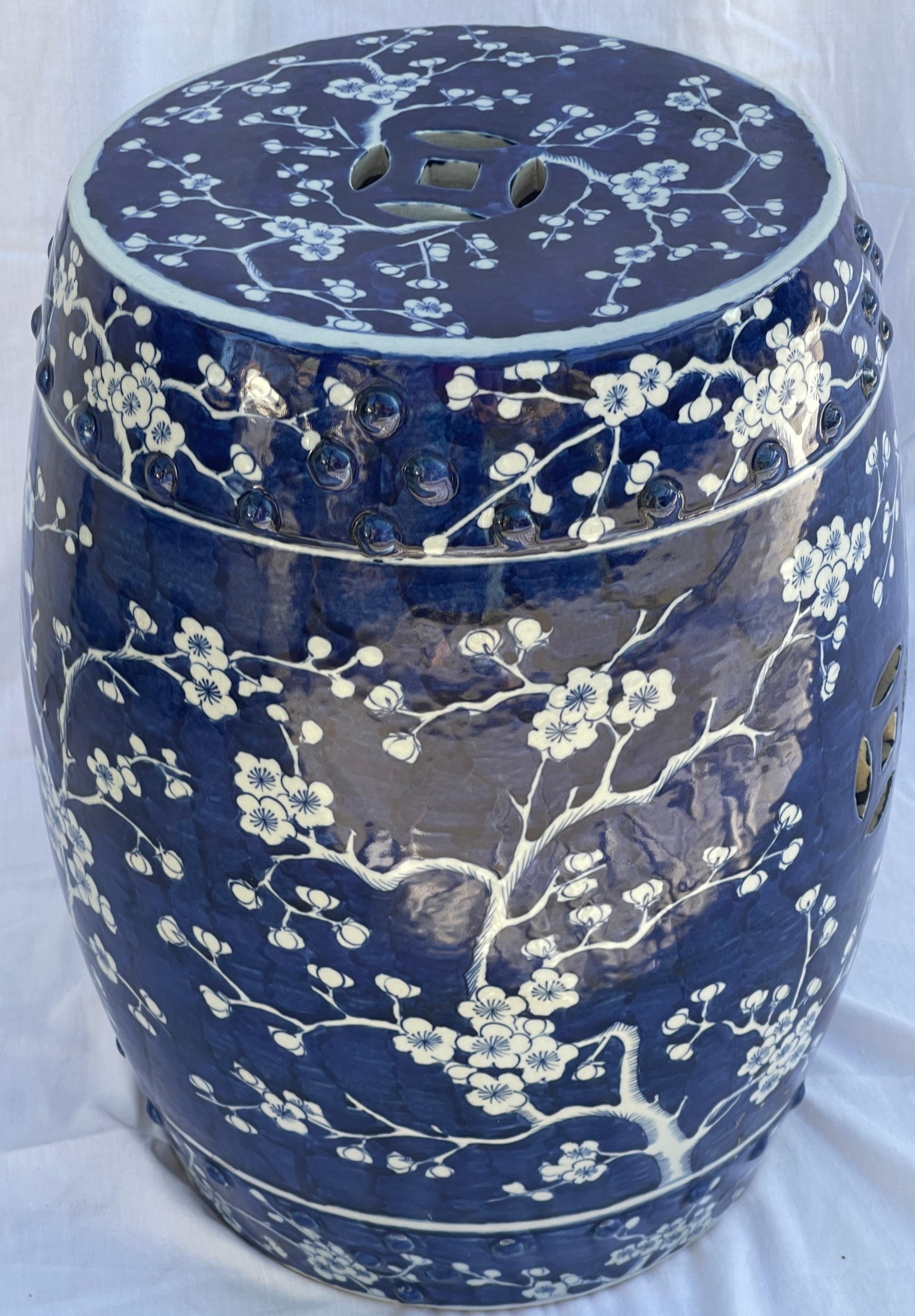 Just in this charming vintage Cherry Blossom Blue & White Glazed Terracotta Garden Stool.
Very good vintage condition, consistent with age and use, no chips or repairs.