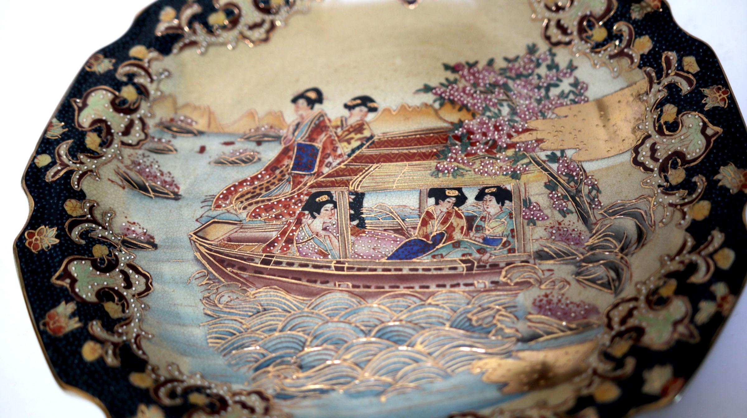 Placa Dorada Barco Geisha Flor de Cerezo Porcelana en venta