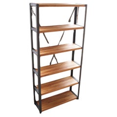 Librería industrial de madera de cerezo