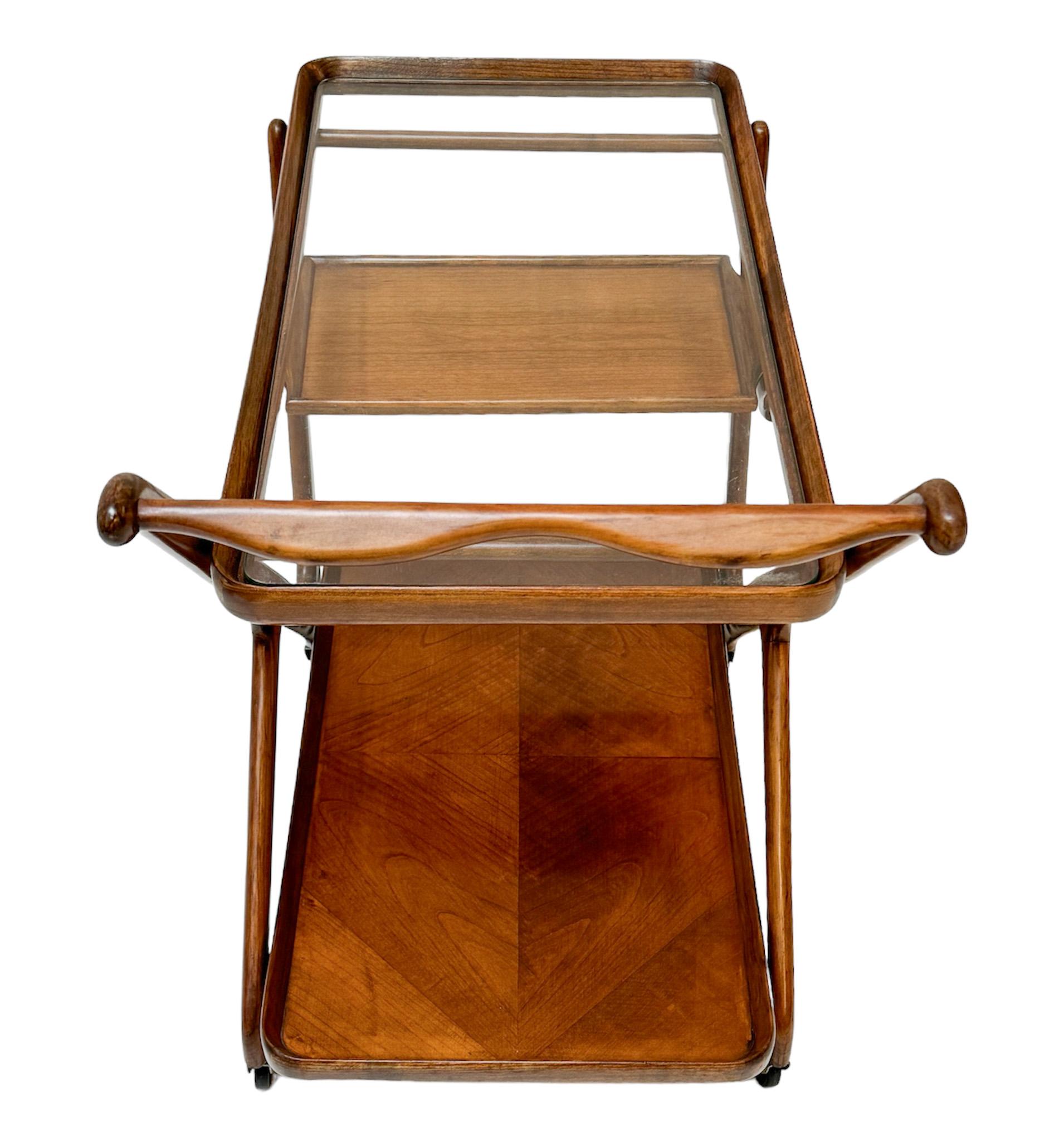 Walnut Mid-Century Modern Trolley or Bar Cart by Cesare Lacca for Cassina, 1950s For Sale 3