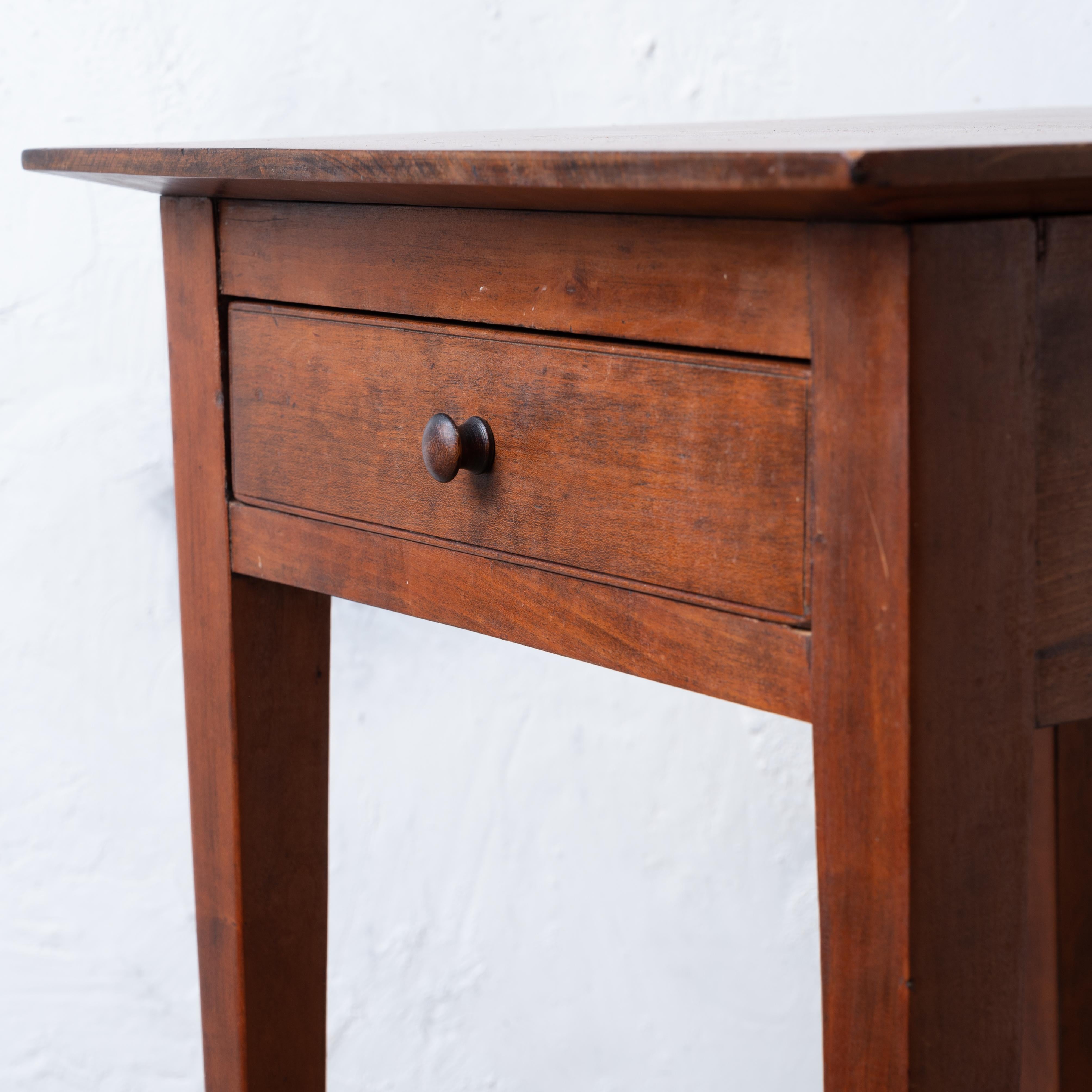 Cherry One Drawer Stand, 19th Century For Sale 2