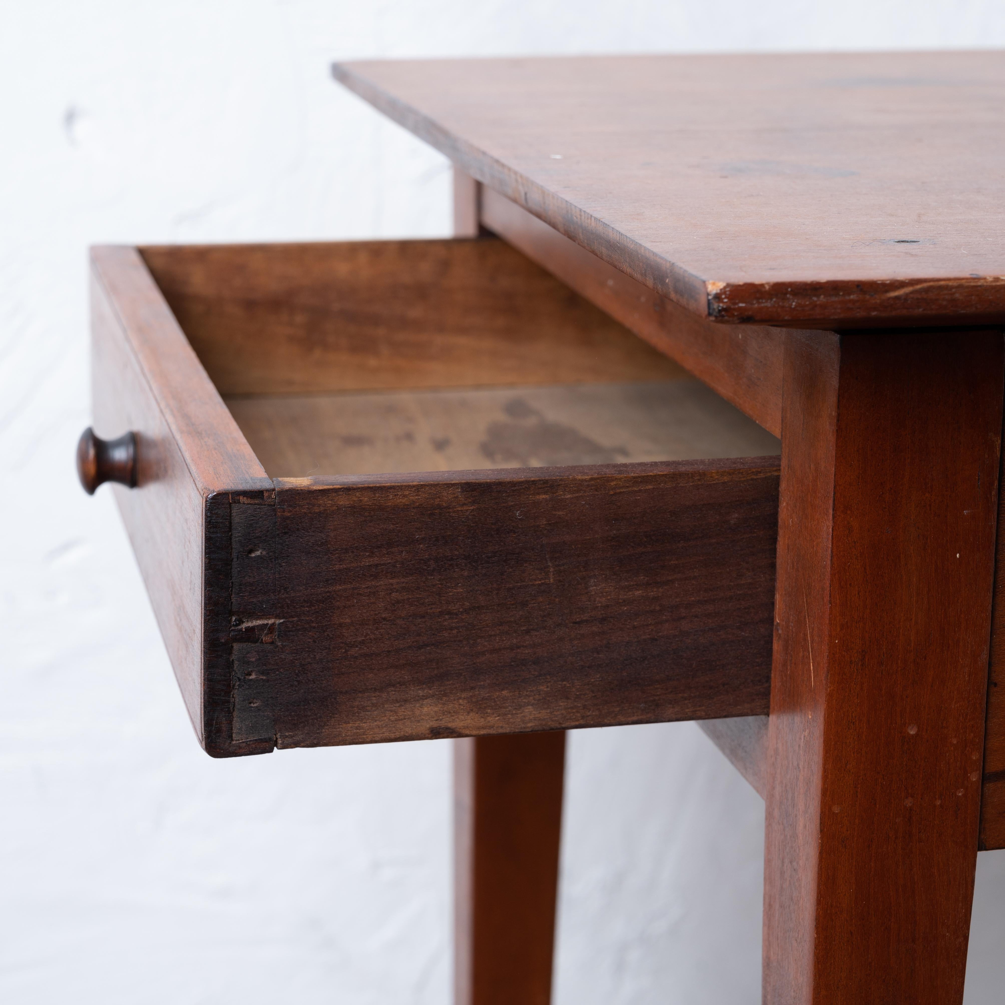 Cherry One Drawer Stand, 19th Century For Sale 3