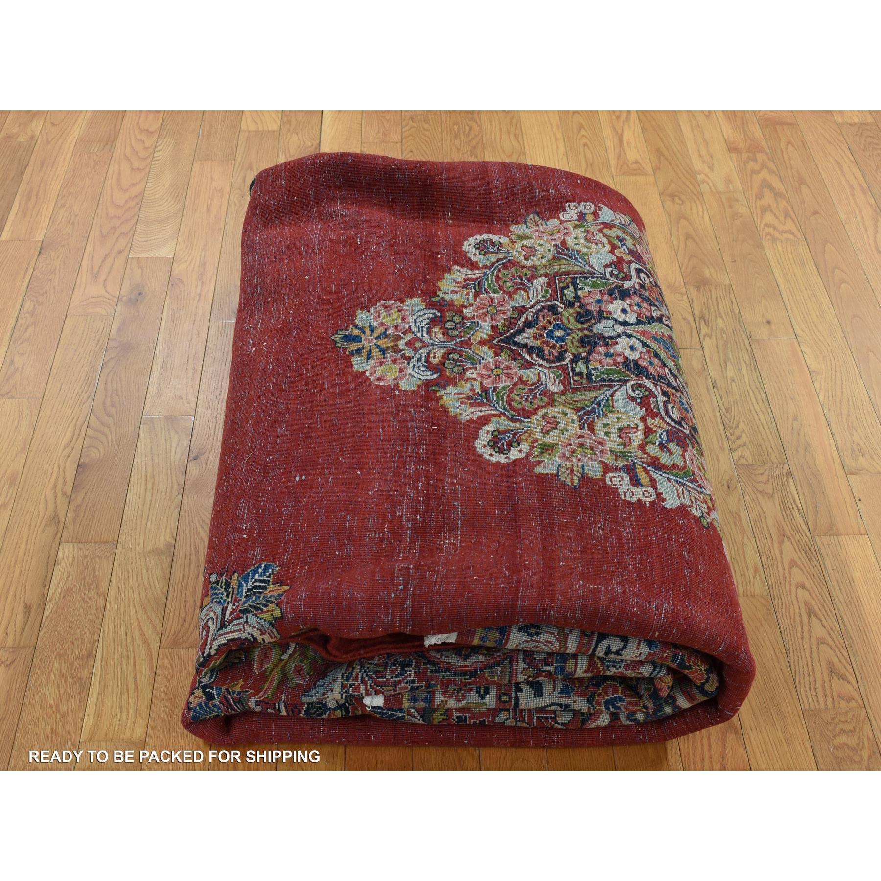 Antiker persischer Sarouk-Teppich in Kirschrot mit Medaillon-Design aus reiner Wolle, handgeknüpft im Angebot 3