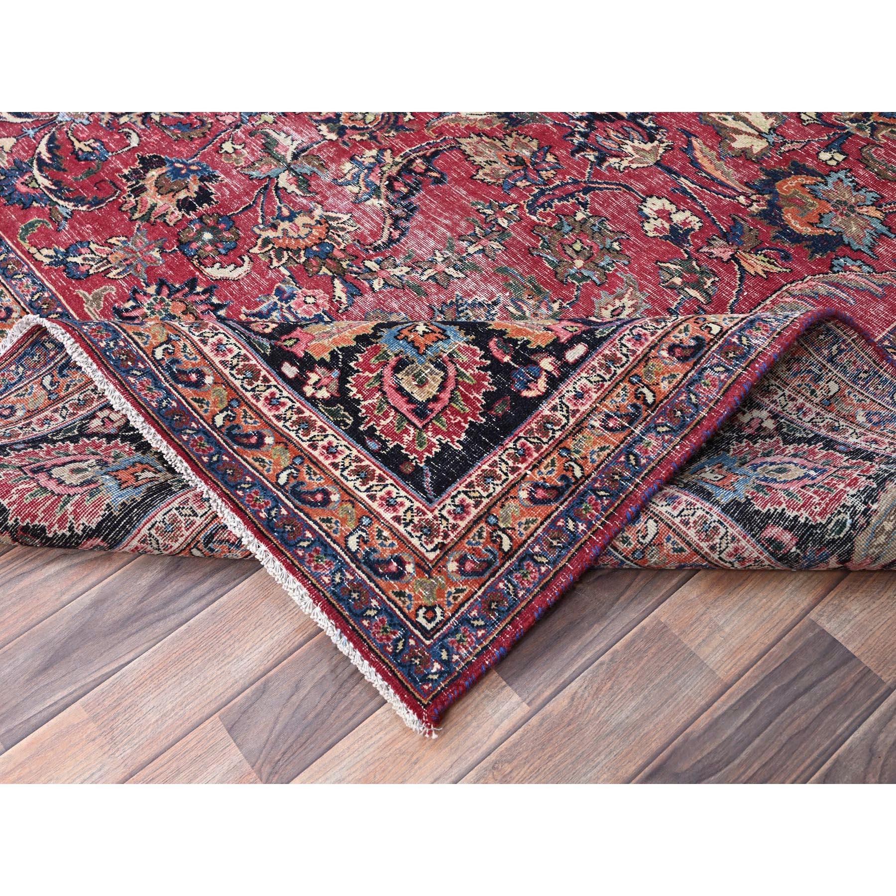 Laine Tapis persan Mashad vintage rouge cerise noué à la main et tondu en pure laine tondue, très propre en vente