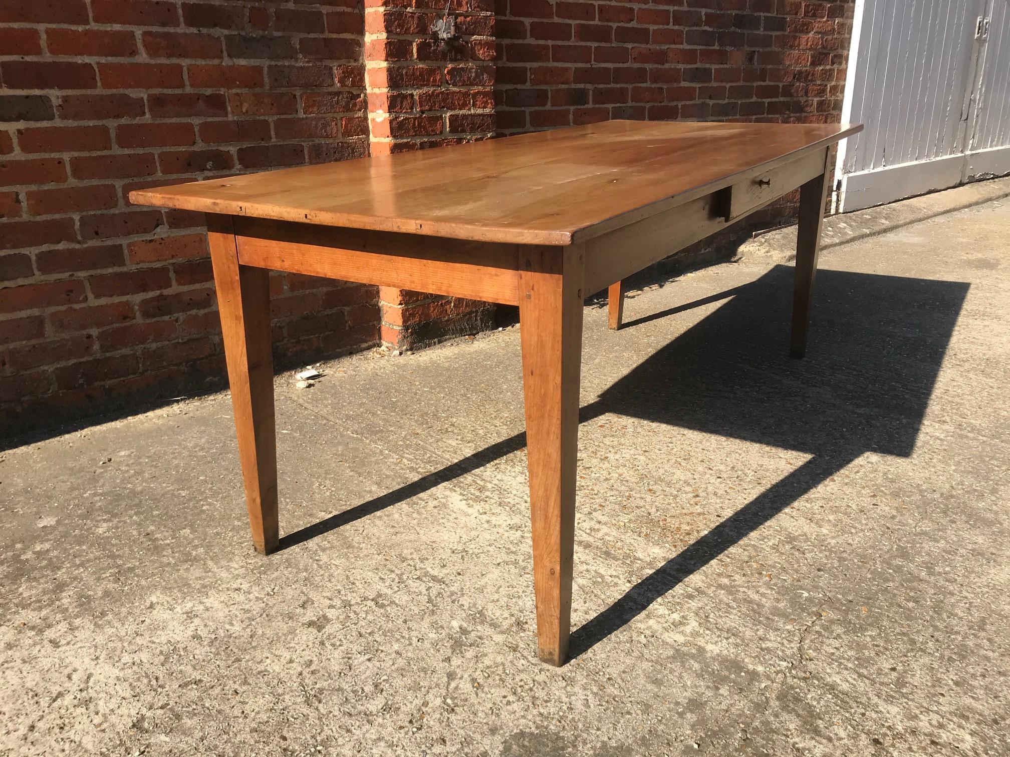 French Provincial Cherry Tapered leg Antique Dining Table