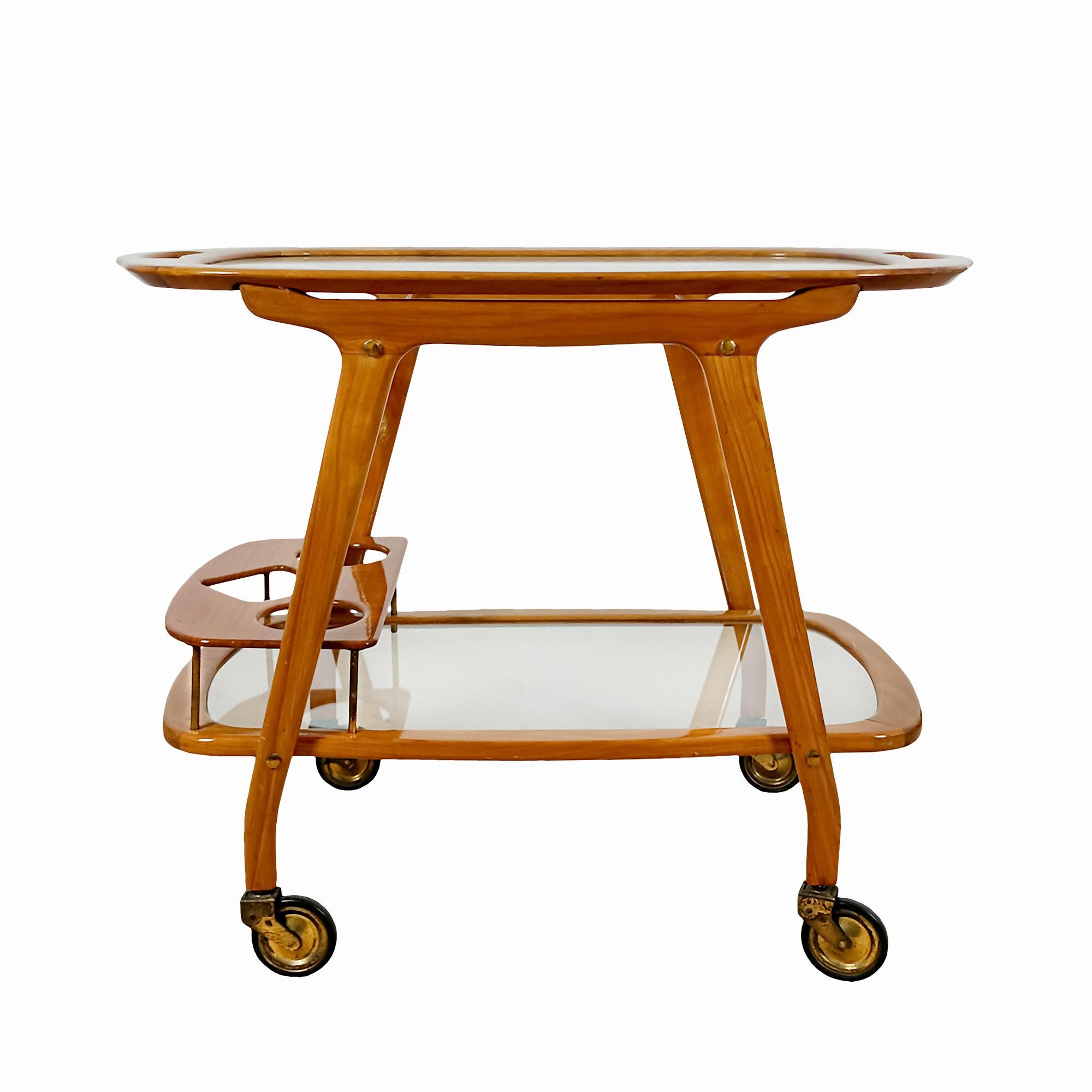 Mid-Century Modern Cherry wood bar cart by Cesare Lacca - Italy 1950 For Sale