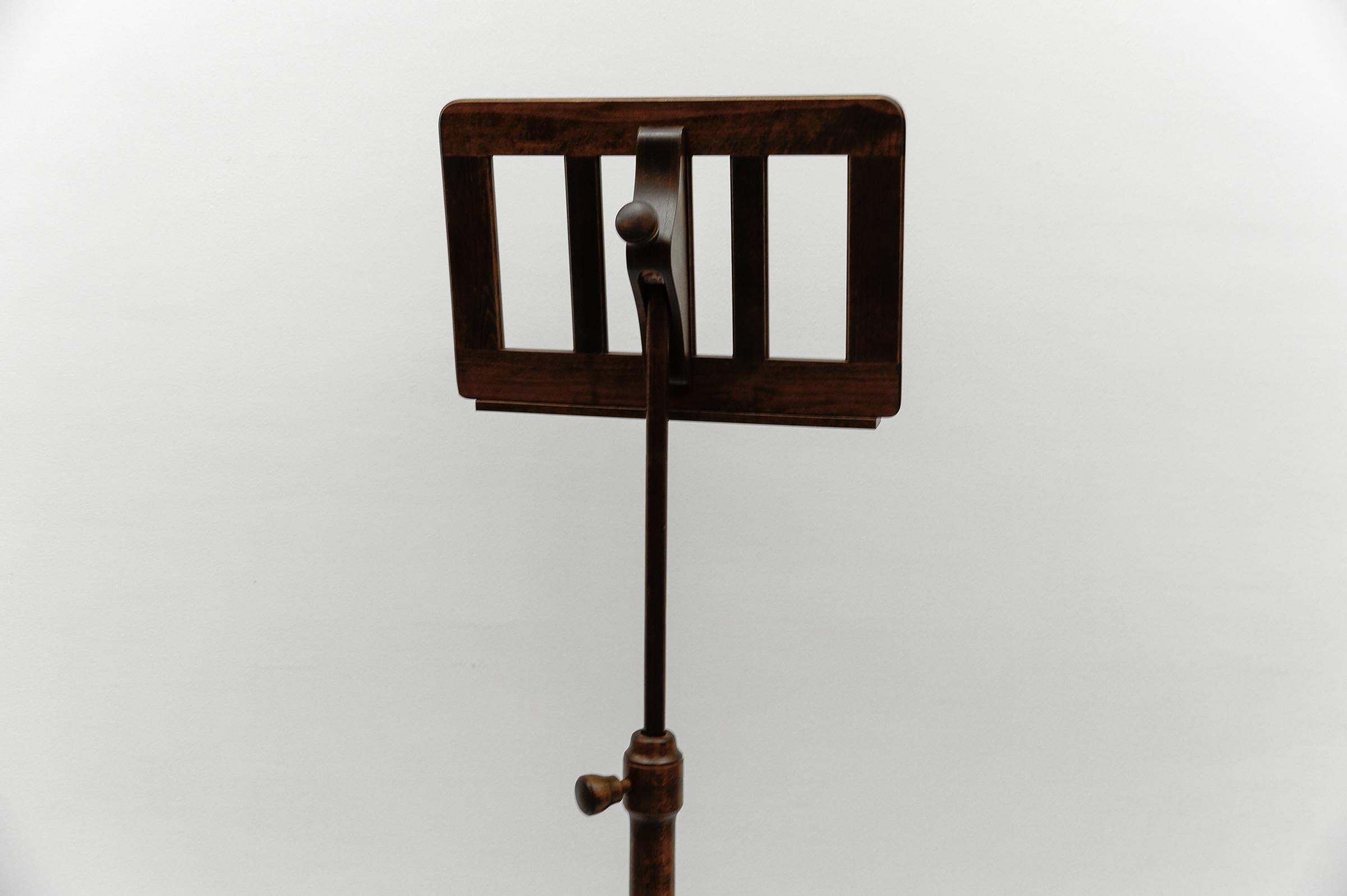 Cherry wood music stand Art Deco style France 1950s Mid-Century Modern For Sale 4