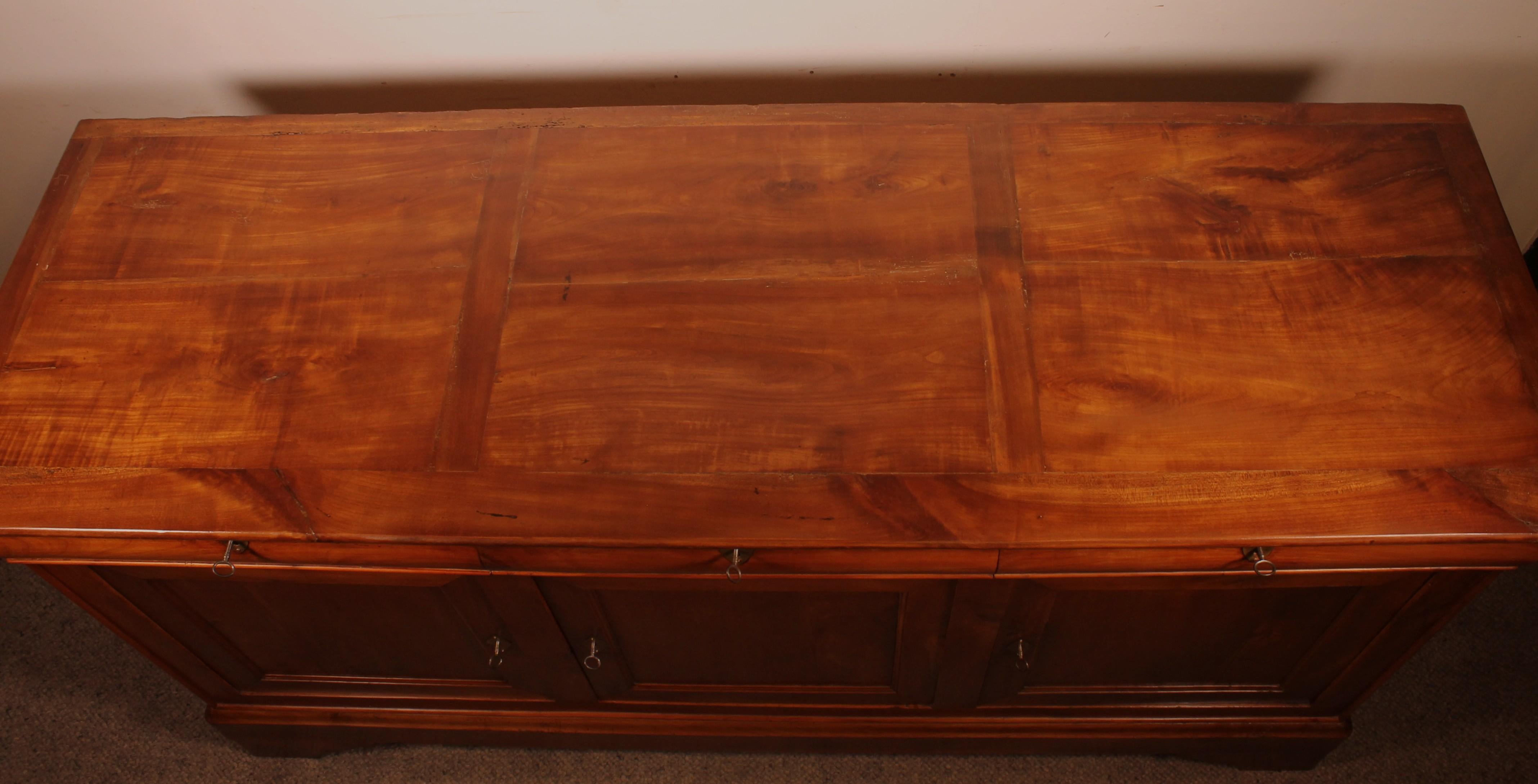 Cherry Wood Sideboard/buffet With Three Doors - 19th Century In Good Condition For Sale In Brussels, Brussels