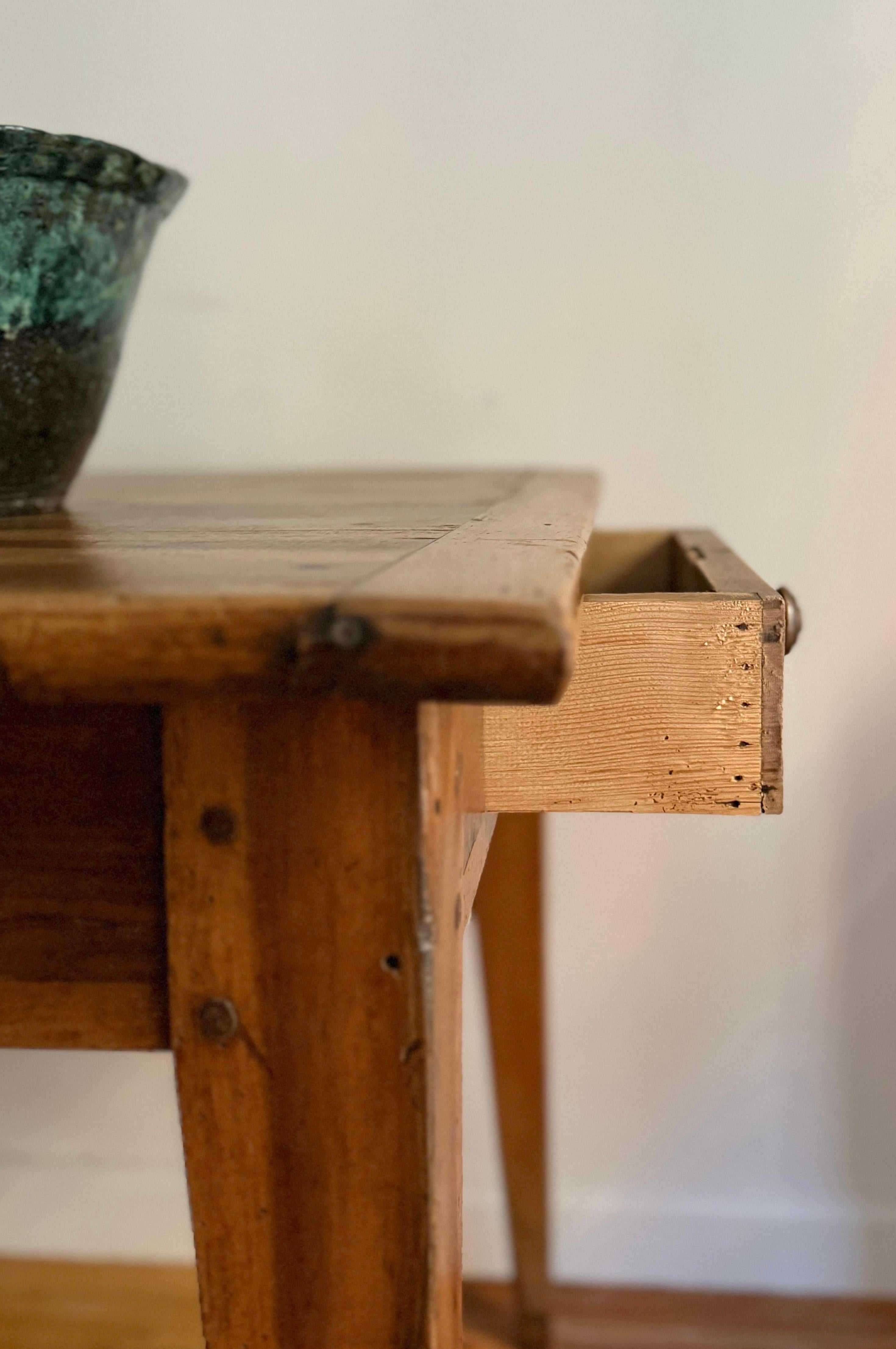 Mesa de madera de cerezo siglo XIX en venta 9