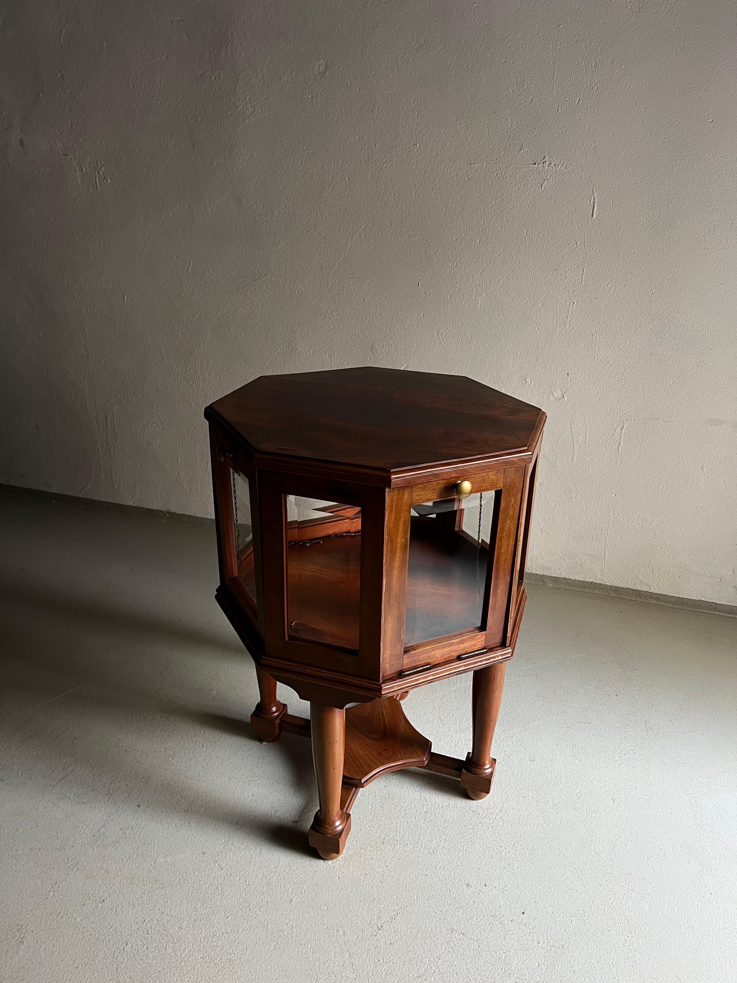Cherry Wood Vitrine Side Table, France 1920s For Sale 5