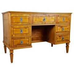 Antique Cherry Wood Writing Desk with Kneehole Late 18th Century, Austria, circa 1790