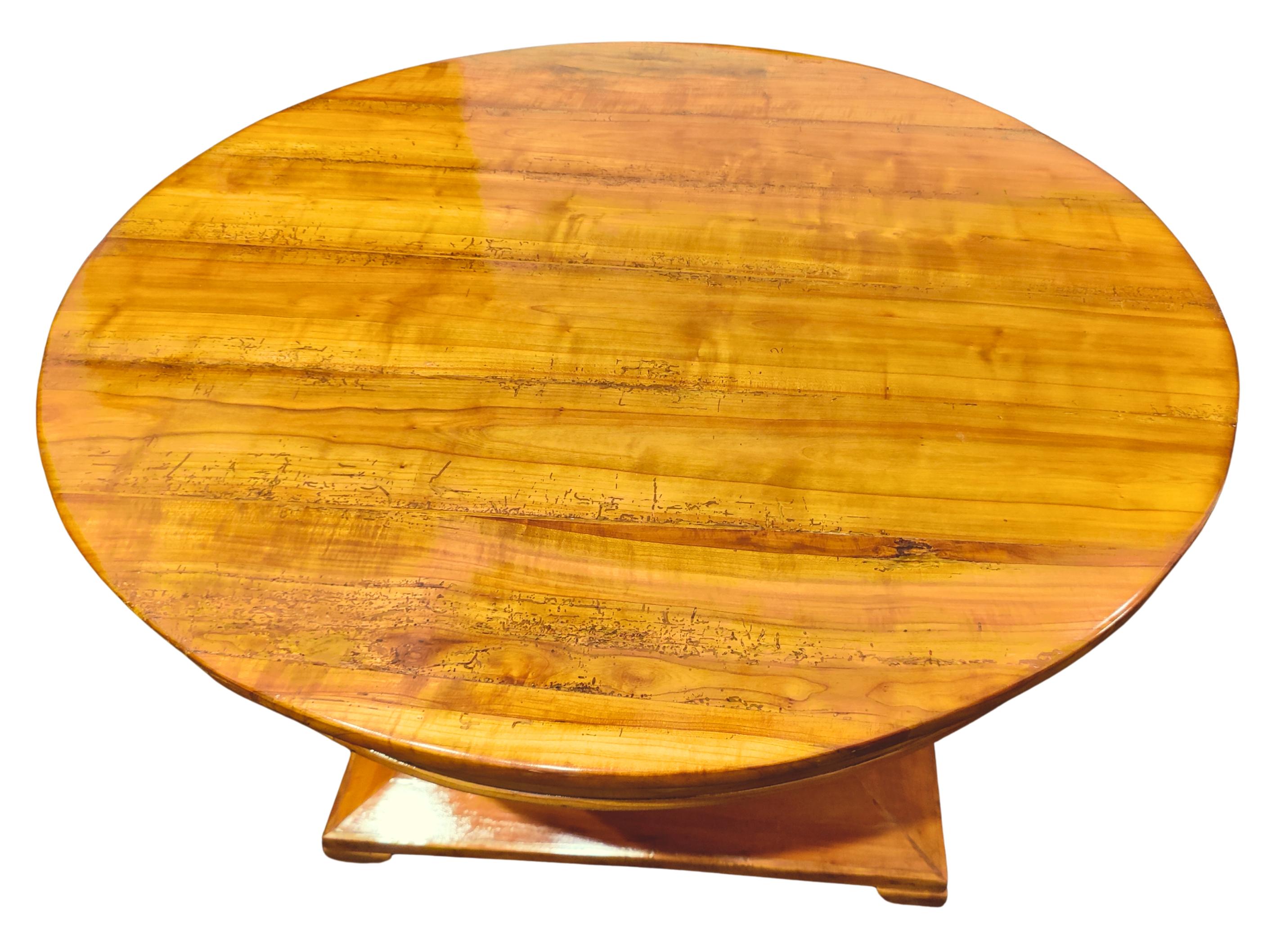 Polished Round Biedermeier-Style Cherrywood Center Table, circa 1910 For Sale