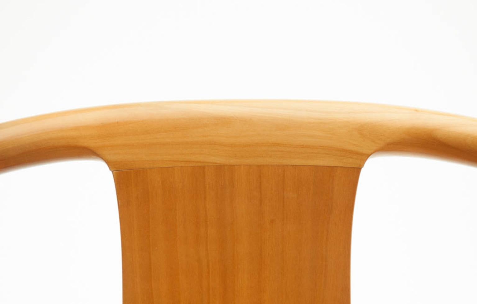 Cherrywood China Chair by Hans J. Wegner In Good Condition For Sale In London, GB