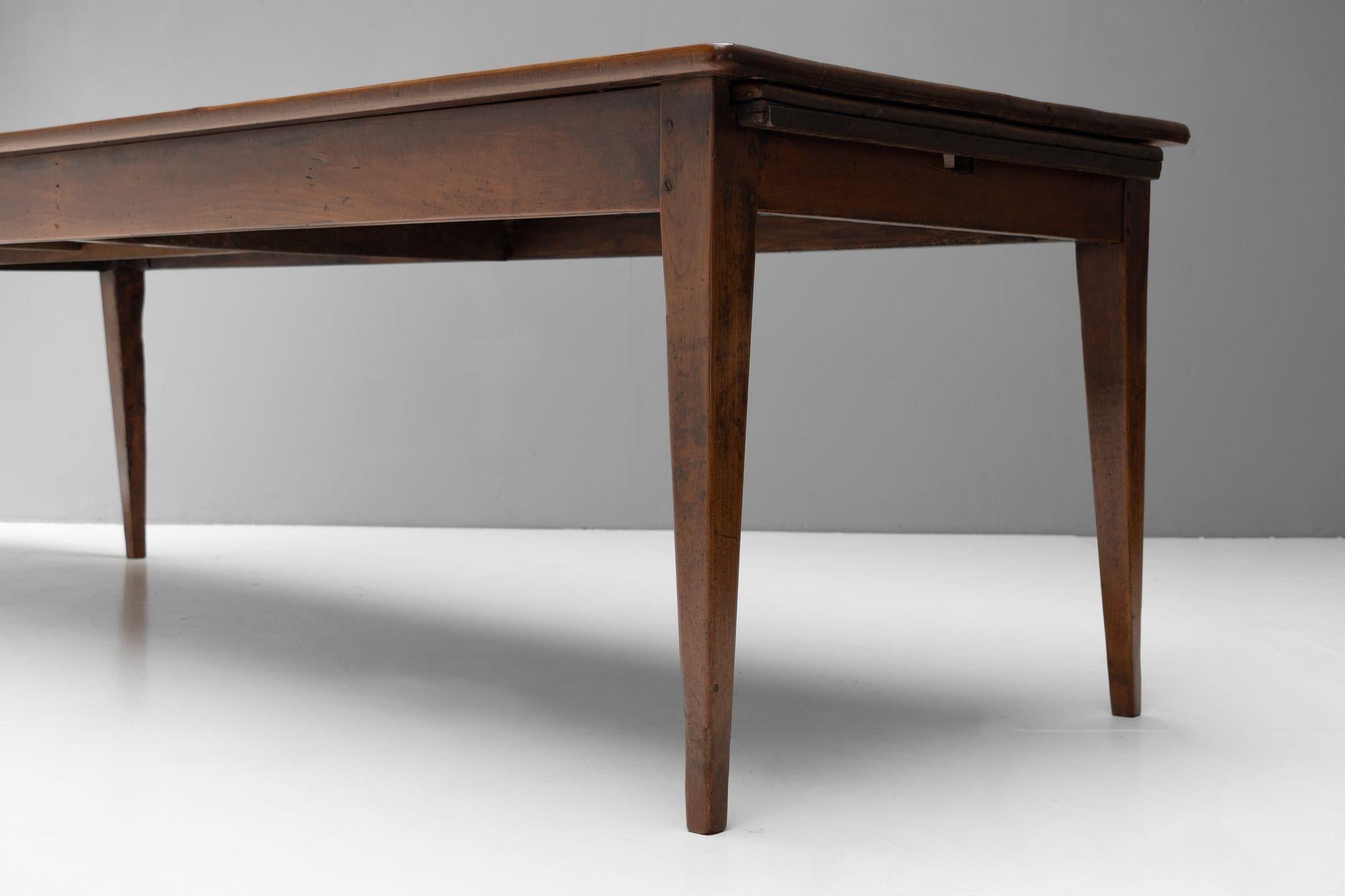 Table de ferme en bois de cerisier en vente 1