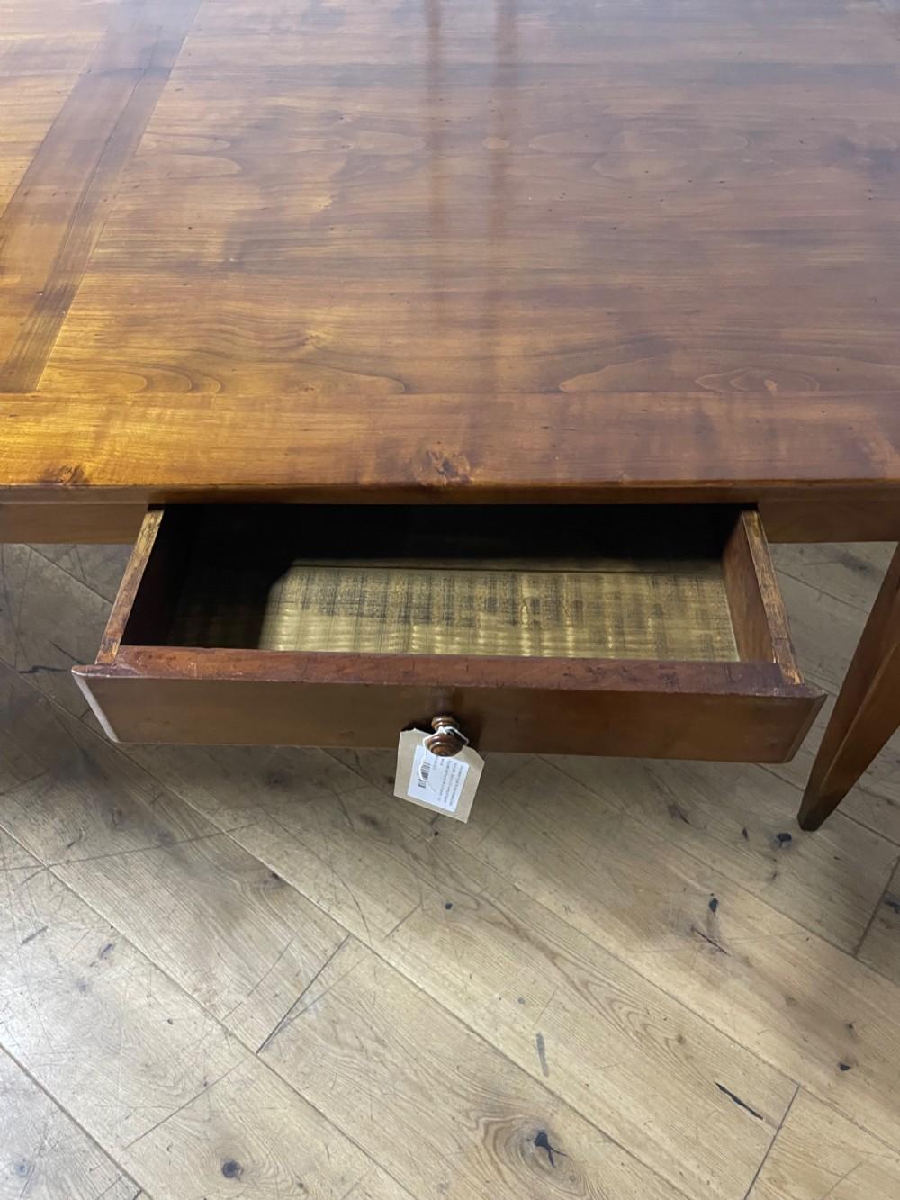 Early 20th Century Cherrywood farmhouse table 6 / 8 seater  For Sale
