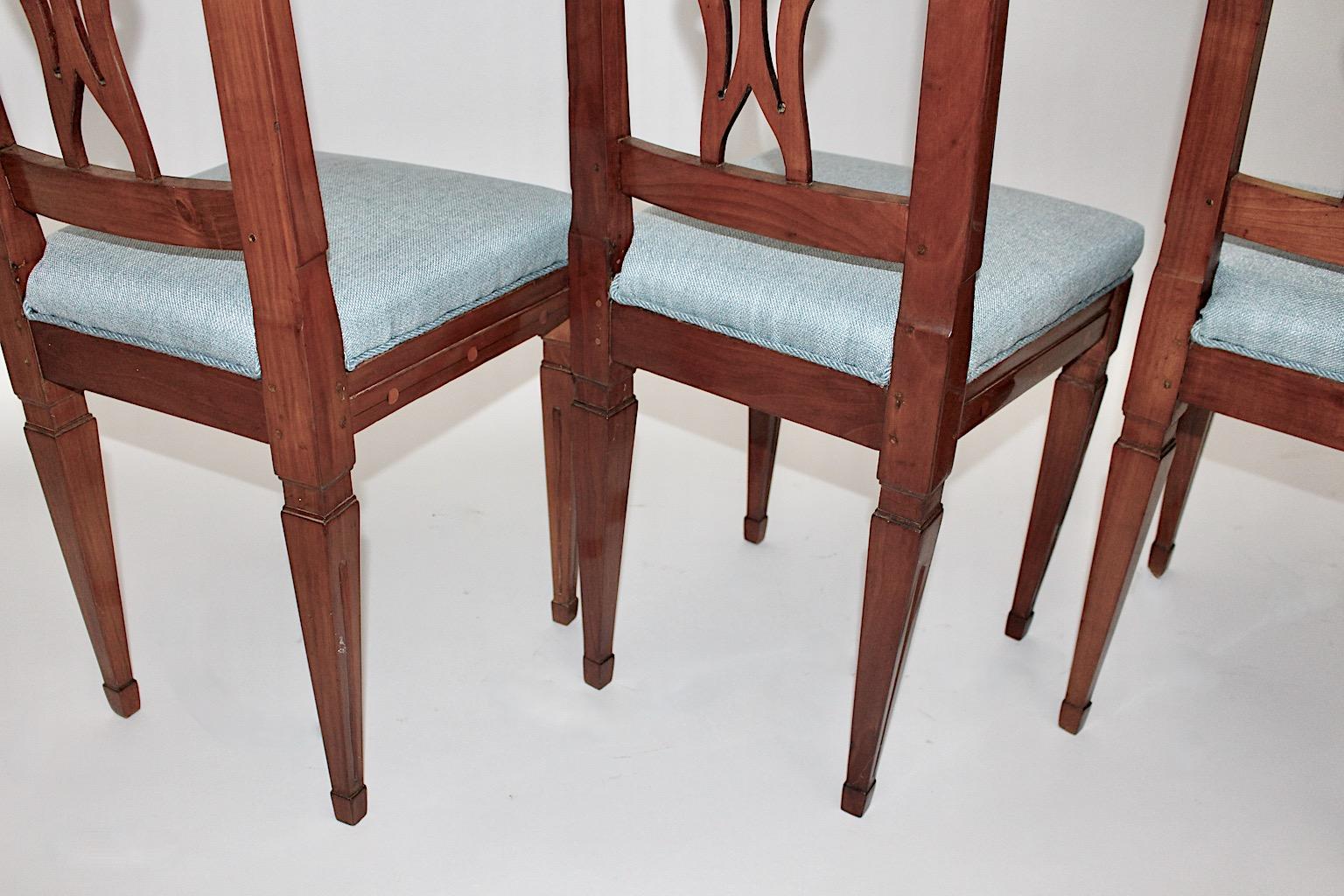 Cherrywood Maple Blue Upholstery Dining Chairs Set of Four circa 1780 Austria 7