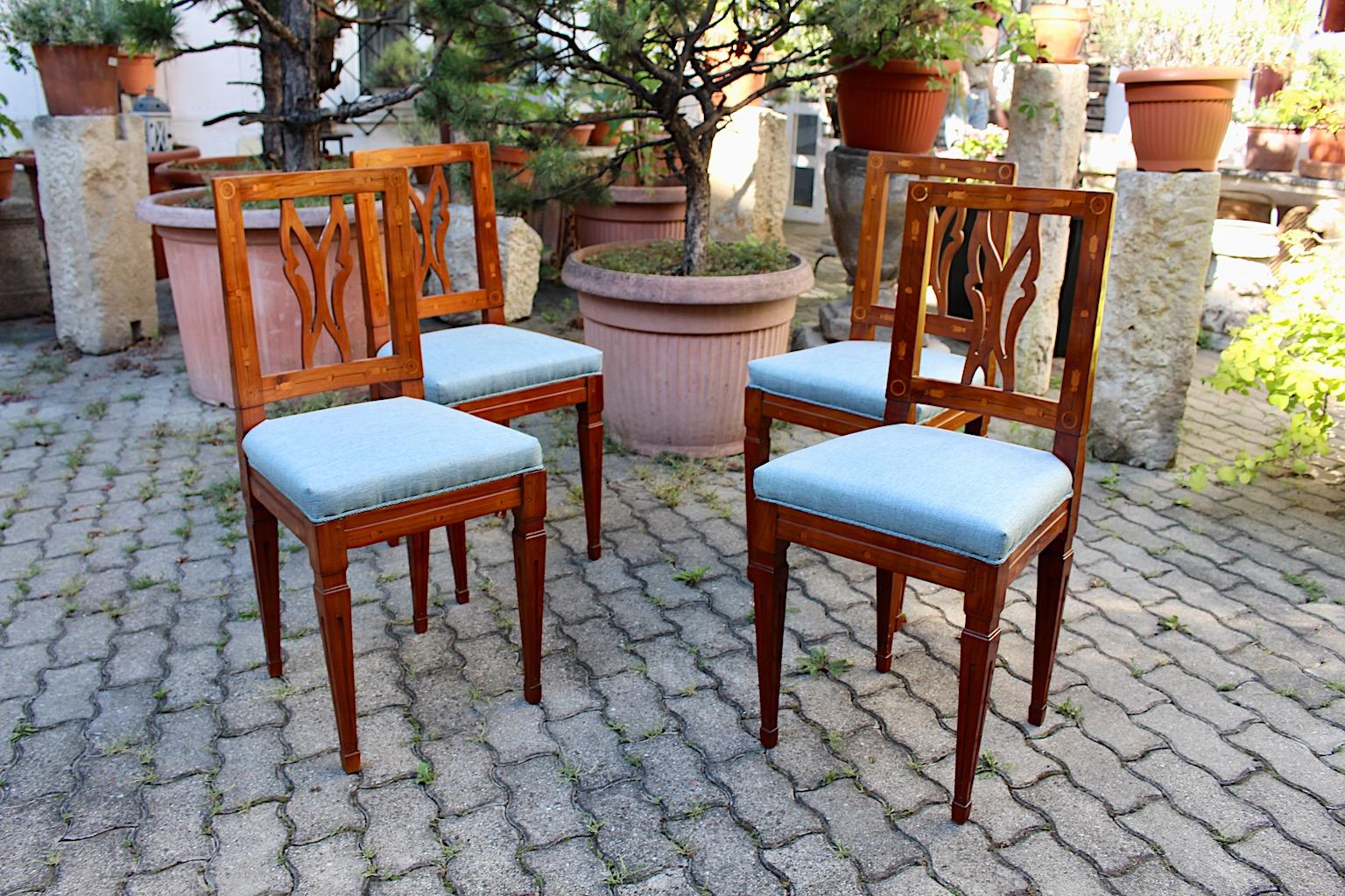 Cherrywood Maple Blue Upholstery Dining Chairs Set of Four circa 1780 Austria In Good Condition In Vienna, AT