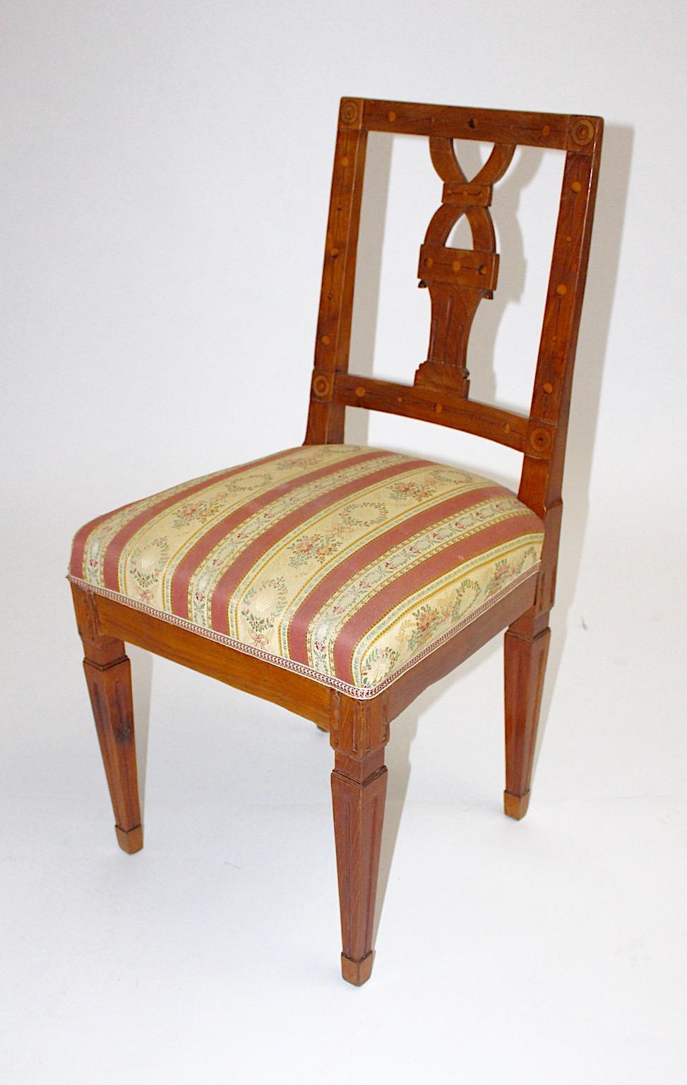 Cherrywood Maple Rustic Side Chair circa 1780 Austria For Sale 3