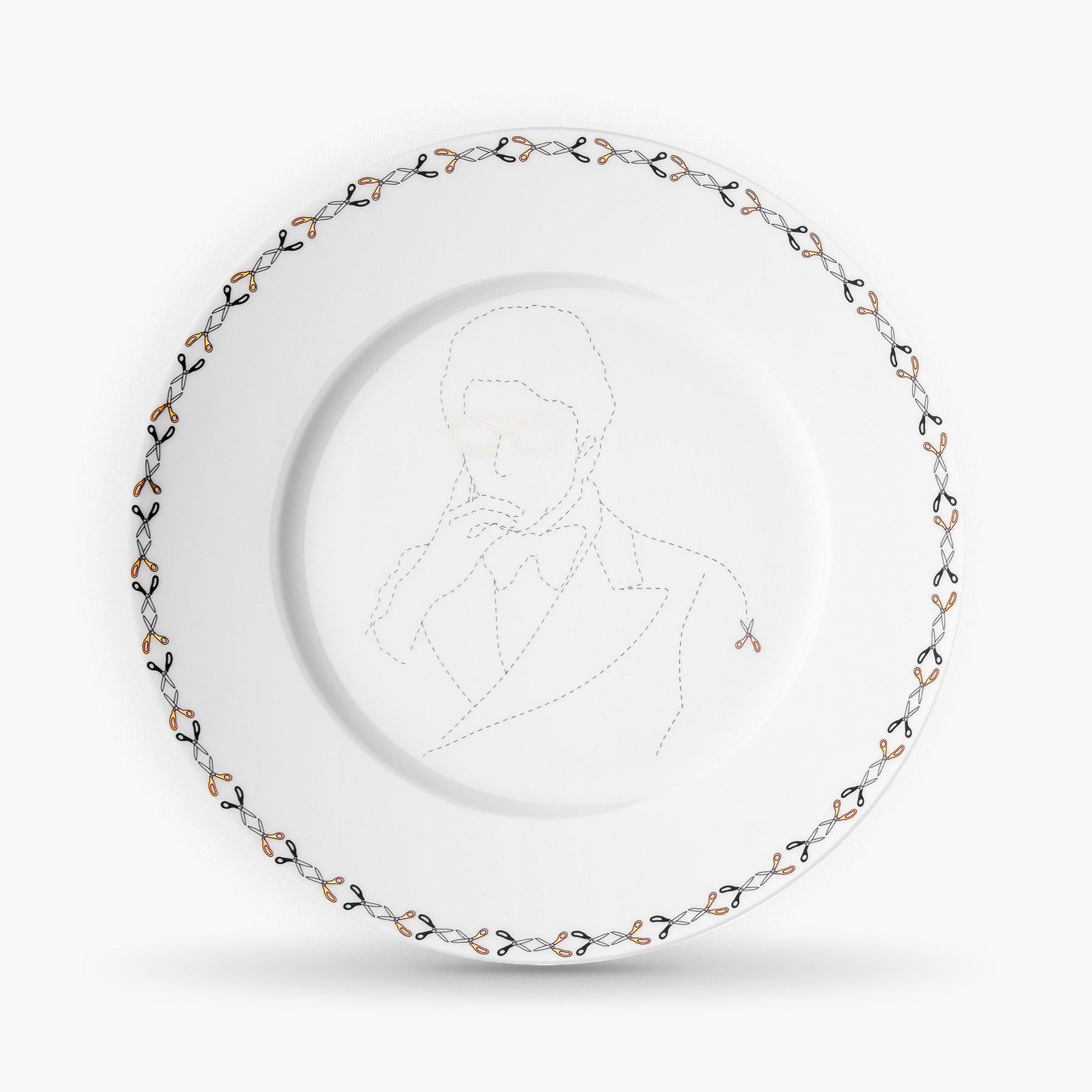 Modern Box of 4 Dinner Porcelain Gold Plate, Parisian Style For Sale