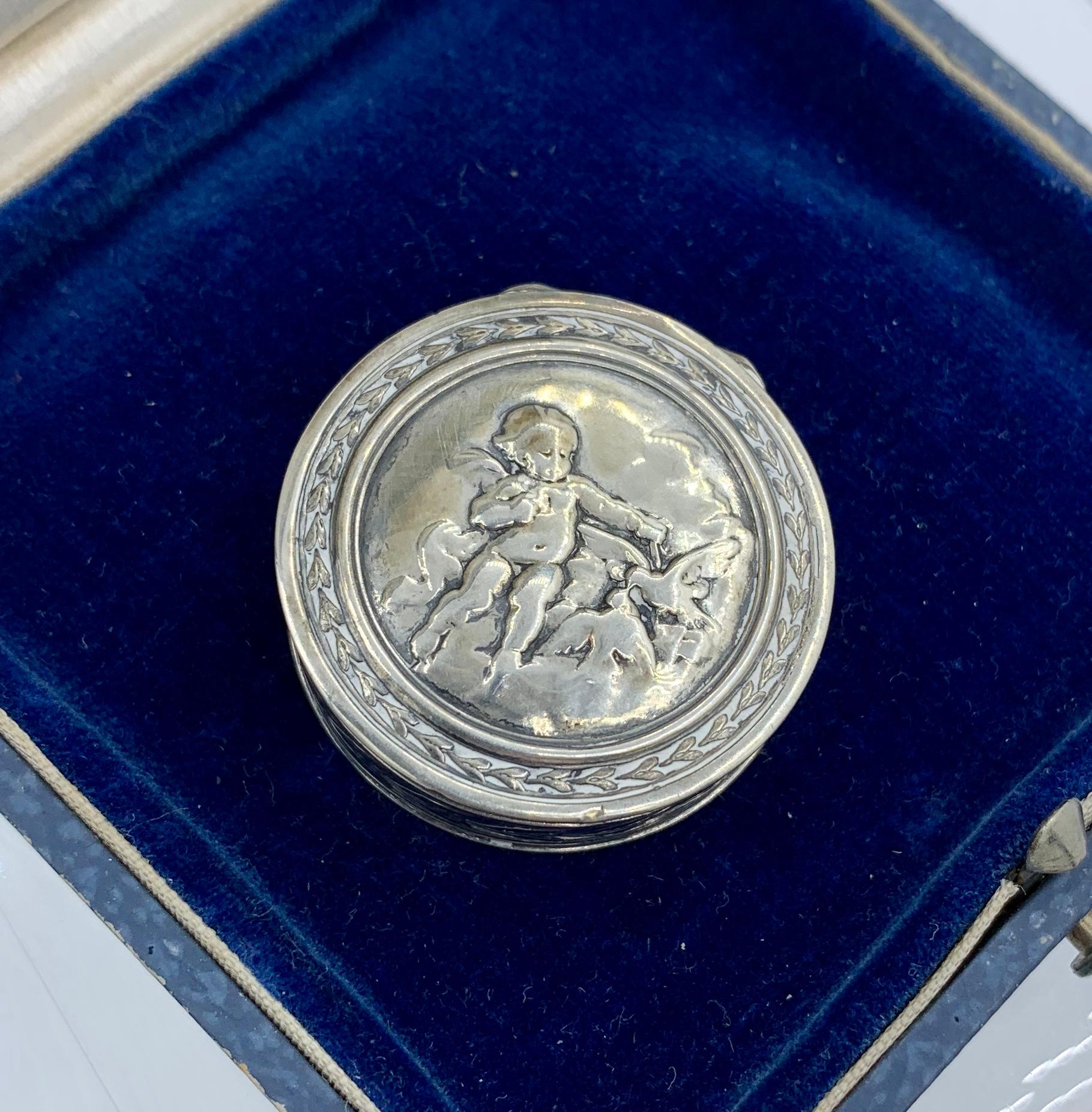 Women's or Men's Cherub Angel Cupid Dove Birds Sterling Silver Box Pill Jewelry Ring Box Antique