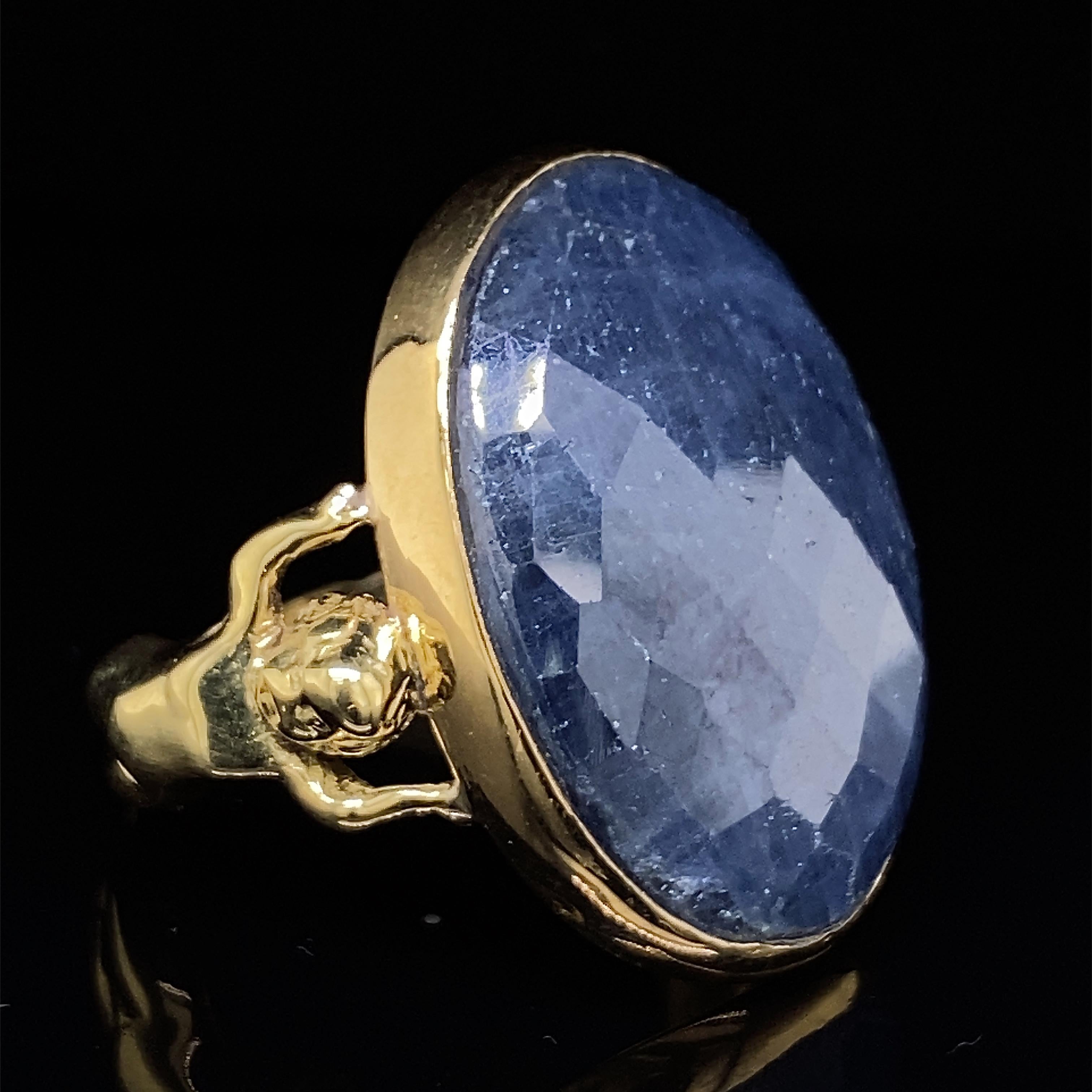 Cherub Figural Solitaire Ring with Rose Cut Sapphire in 18 Karat Yellow Gold In Excellent Condition For Sale In Sherman Oaks, CA