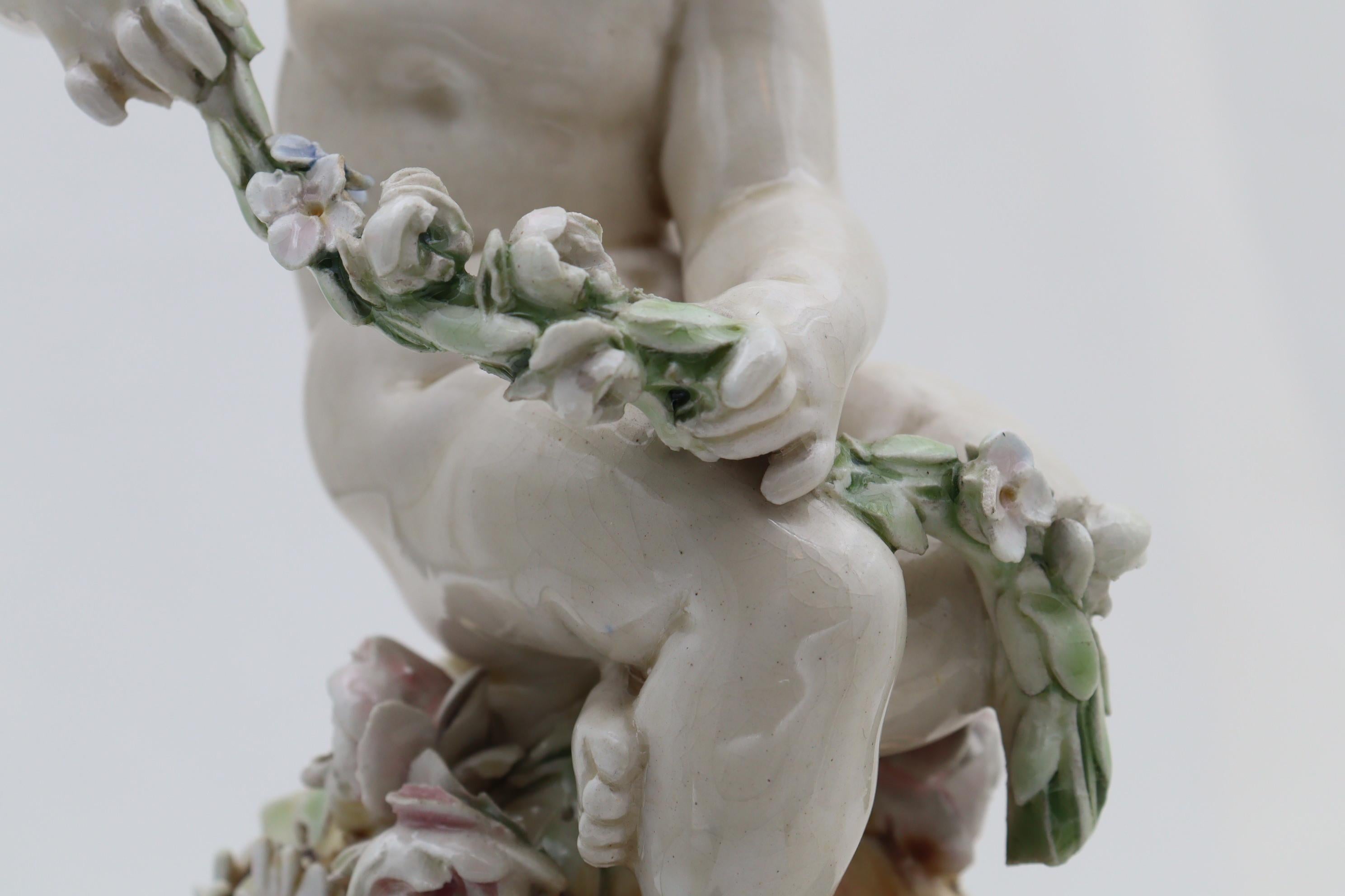 Poterie Figurine d'un chérubin par Louis Carrier-Belleuse