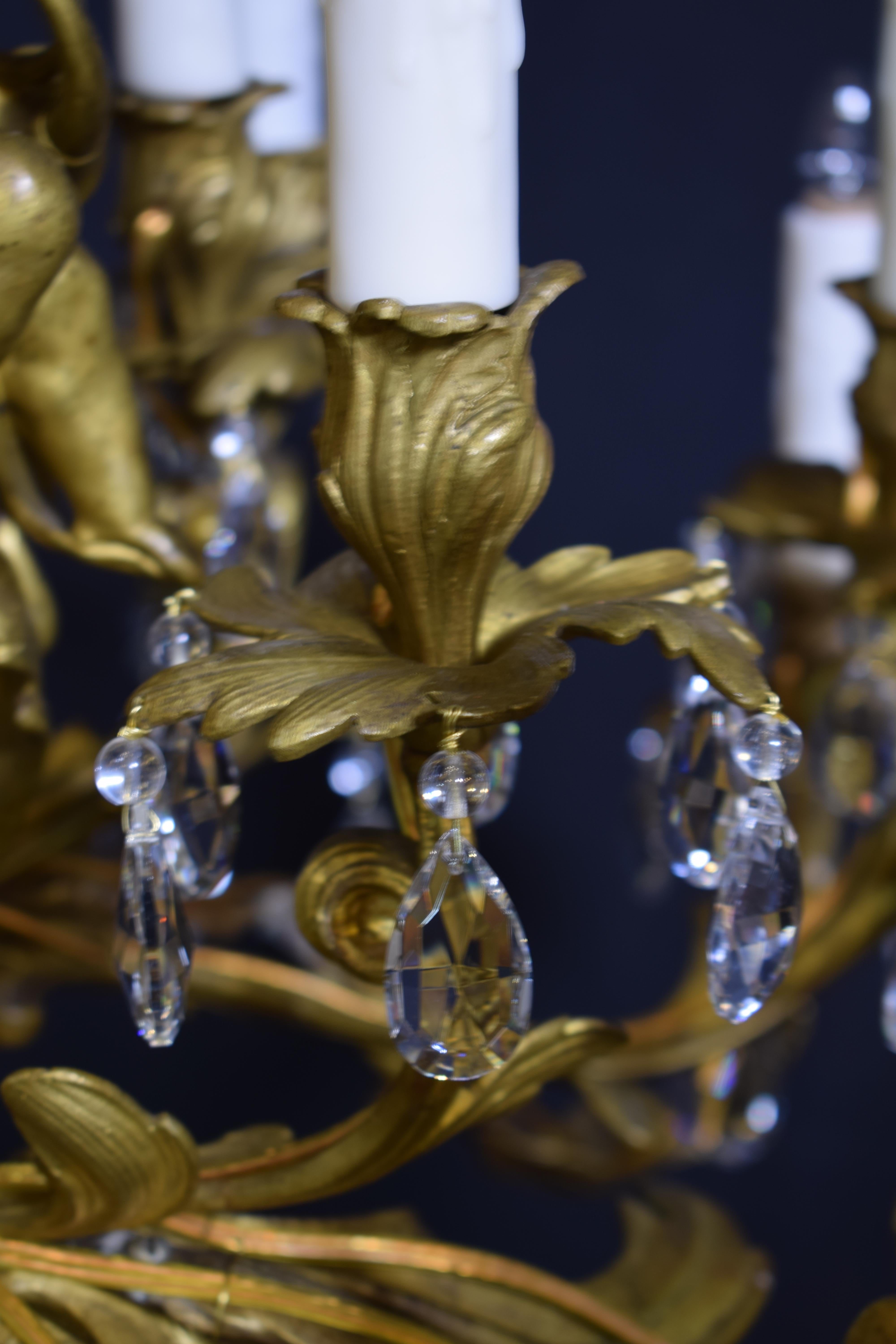Lampadario Cherub in bronzo dorato In condizioni buone in vendita a Atlanta, GA