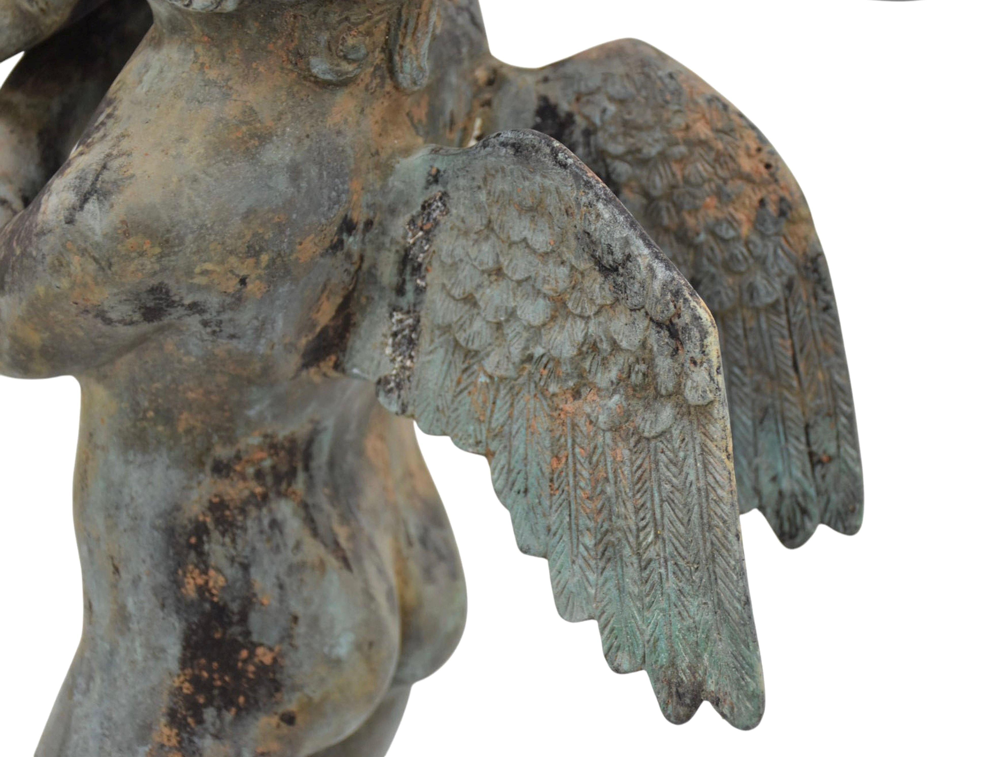 Cherubino che tiene in mano un delfino Fontana di bronzo di Pompei In condizioni buone in vendita a Bradenton, FL
