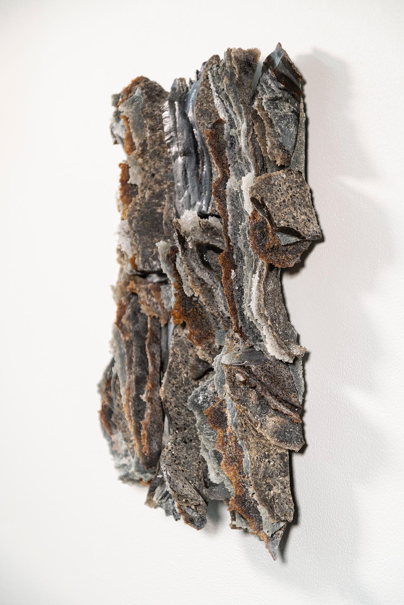 The Bones of the Earth II - zeitgenössisches, geschichtetes Glas, Wandrelief, Skulptur (Zeitgenössisch), Sculpture, von Cheryl Wilson Smith