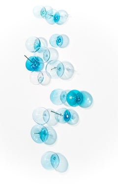 Ne les laissez pas crever votre bulle : Blue 71425 - Sculpture abstraite en verre, 2010+