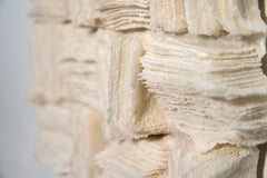 Geal Figh 2 - sculpture murale en verre texturé, blanc, moderniste